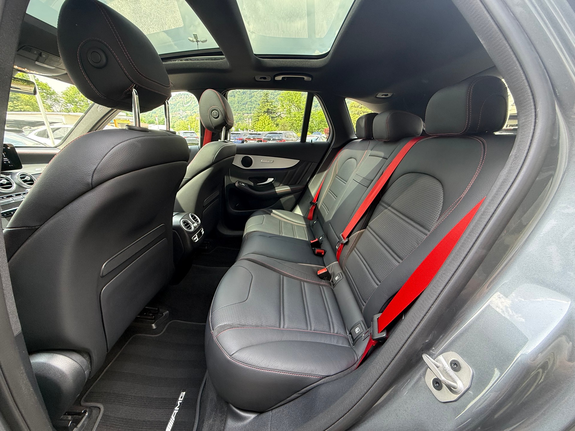 MERCEDES-BENZ GLC 43 AMG 4Matic 9G-Tronic-image-17