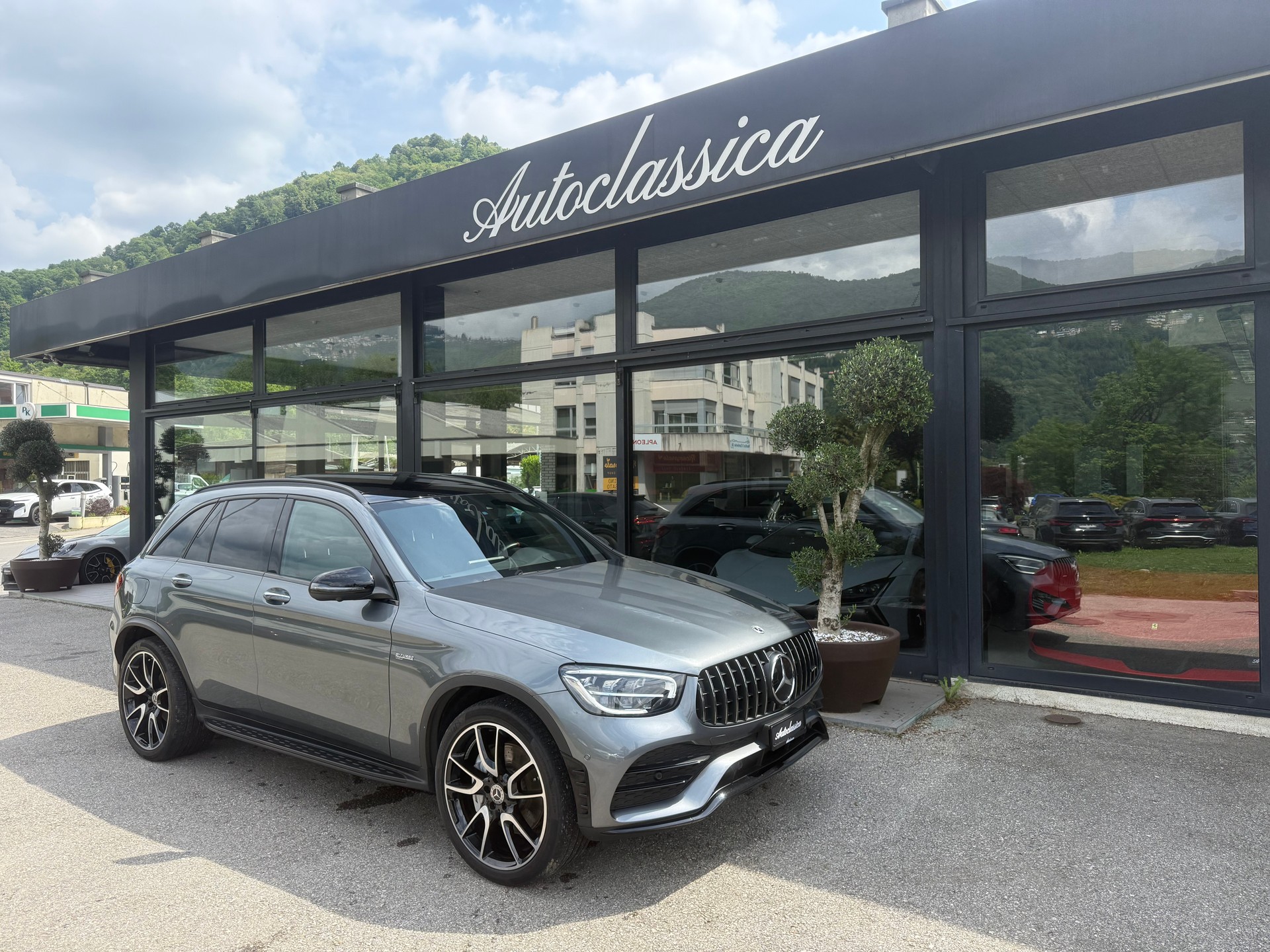 MERCEDES-BENZ GLC 43 AMG 4Matic 9G-Tronic-image-4