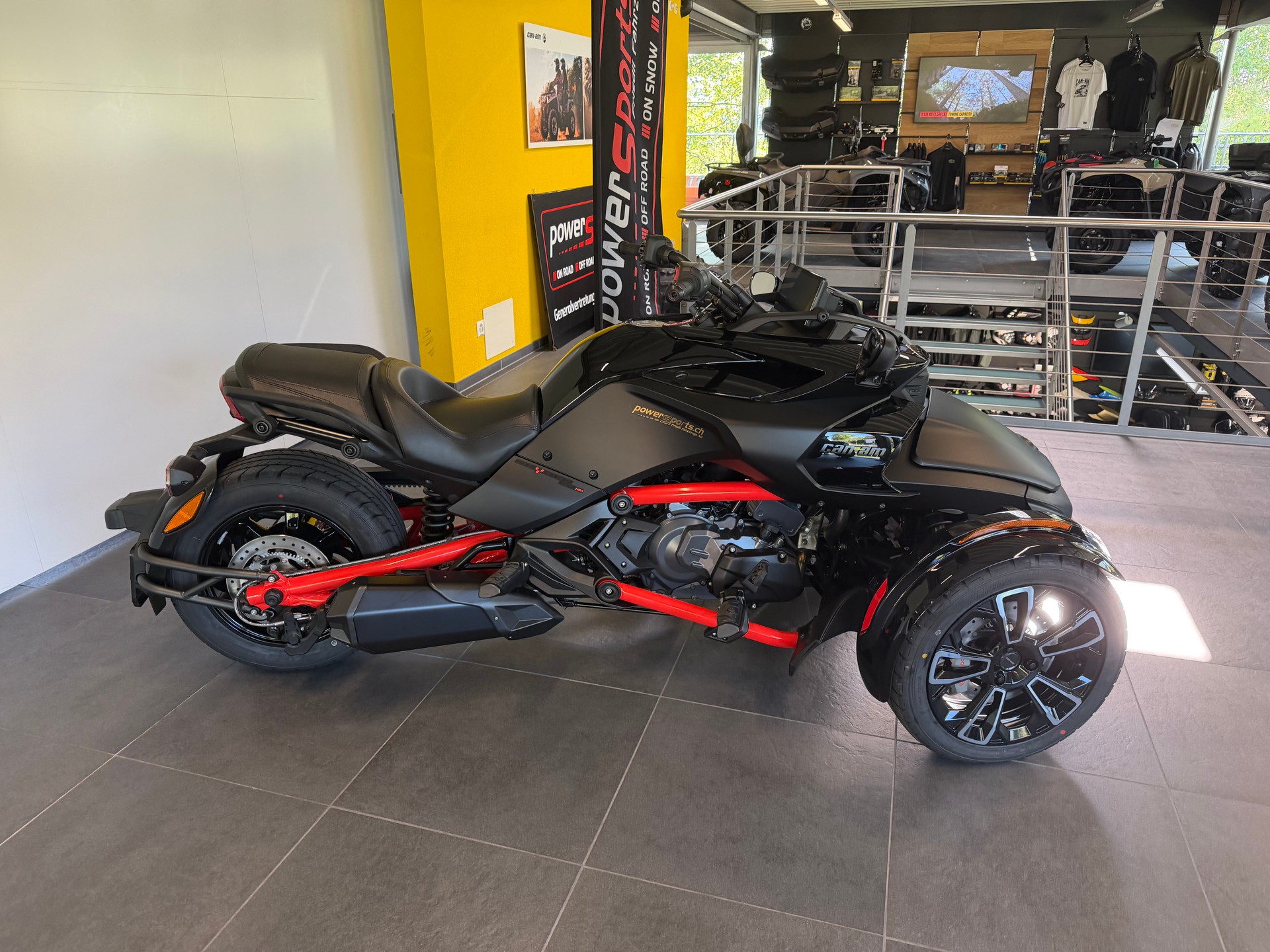 CAN-AM Spyder F3 S-image-11
