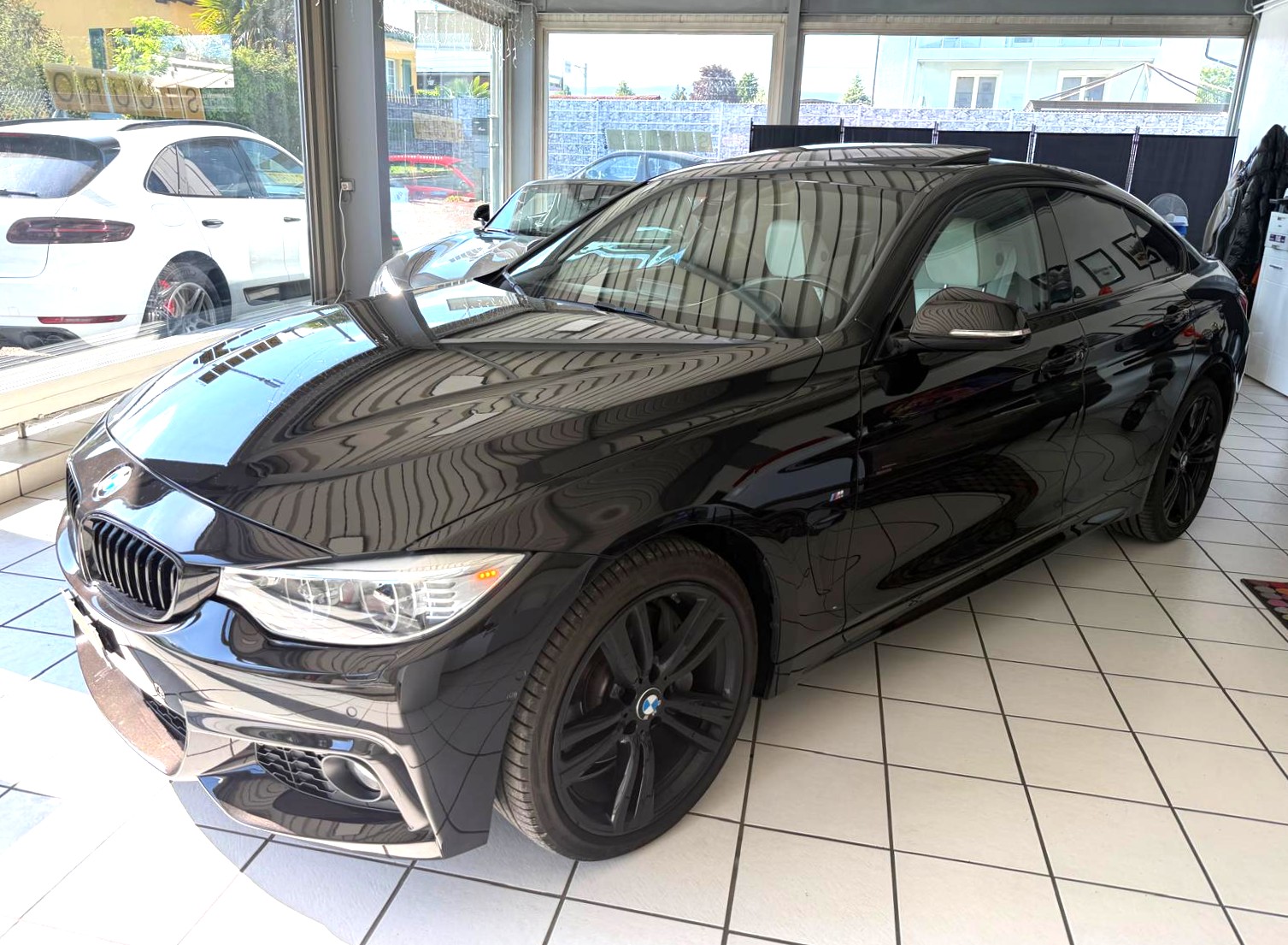BMW 440i Gran Coupé xDrive M Sport Individual Steptronic Ed. Limited Edition 77/100-image-3