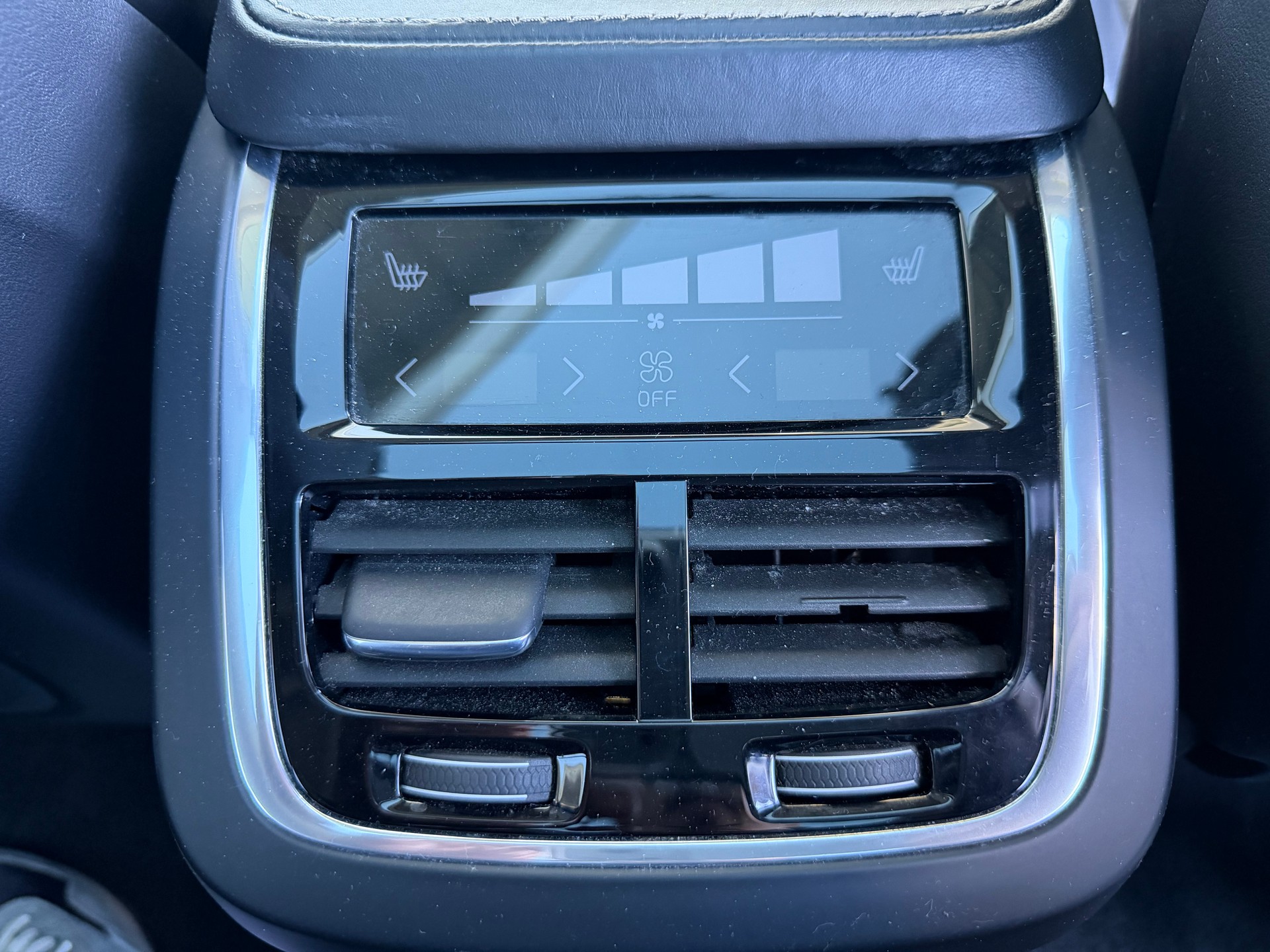 VOLVO XC90 T8 AWD Inscription Geartronic-image-8