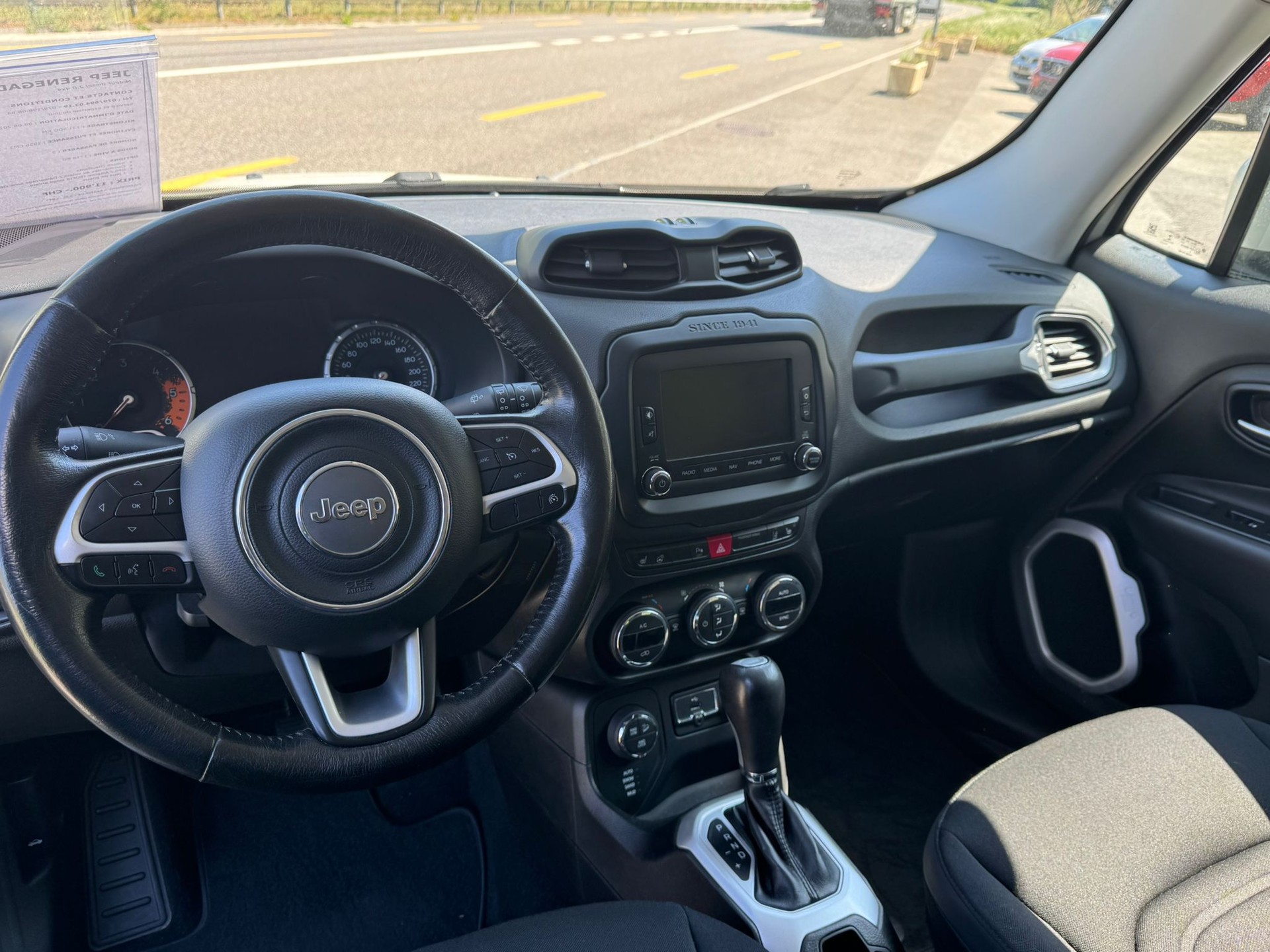 JEEP Renegade 2.0 CRD Limited AWD + Low Range 9ATX-image-4