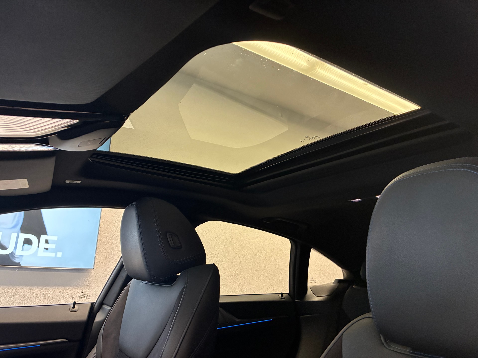 BMW i4 M50-image-17