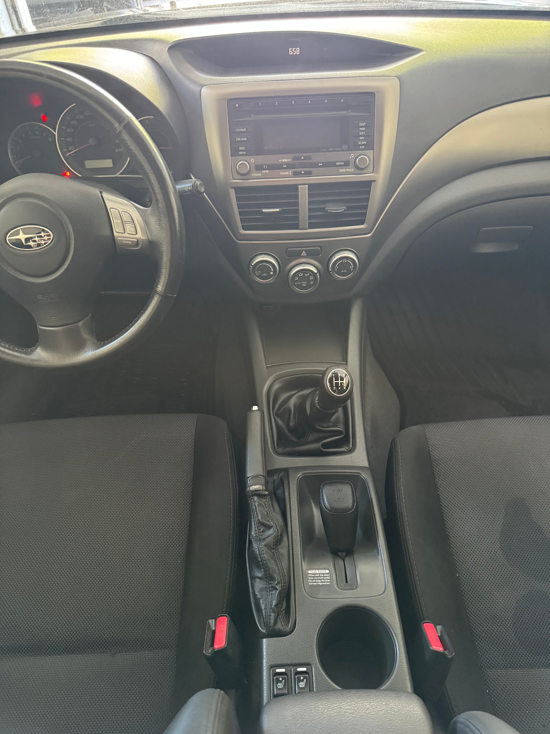 SUBARU Impreza 2.0R Comfort S-image-9