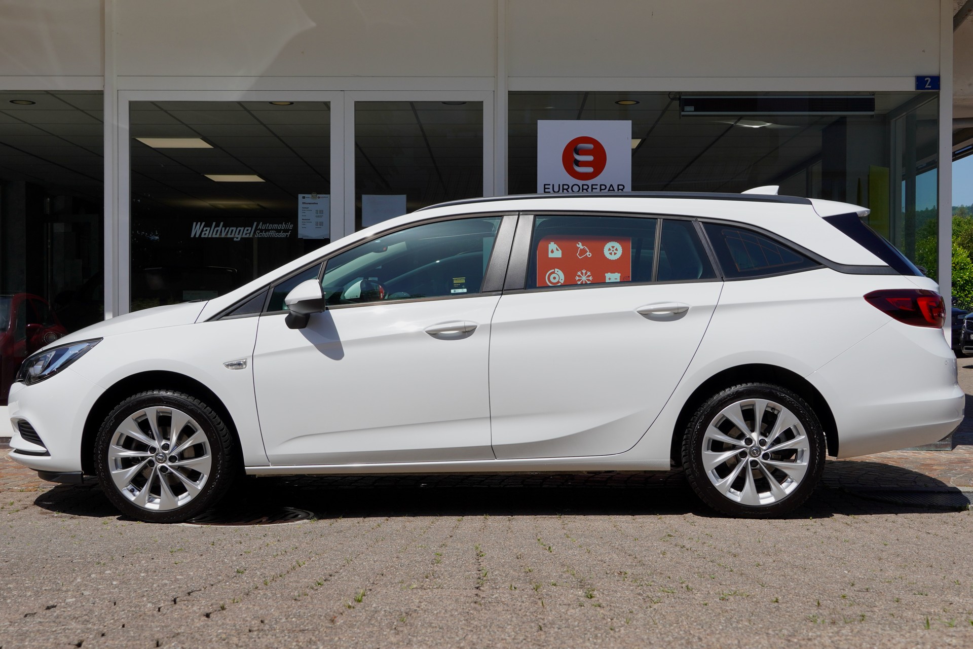 OPEL Astra Sports Tourer 1.4i CNG Turbo Enjoy-image-4