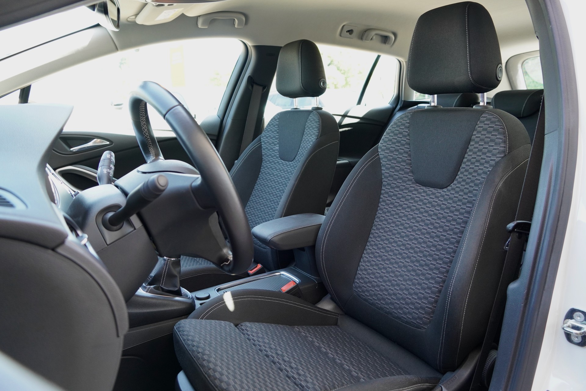 OPEL Astra Sports Tourer 1.4i CNG Turbo Enjoy-image-9