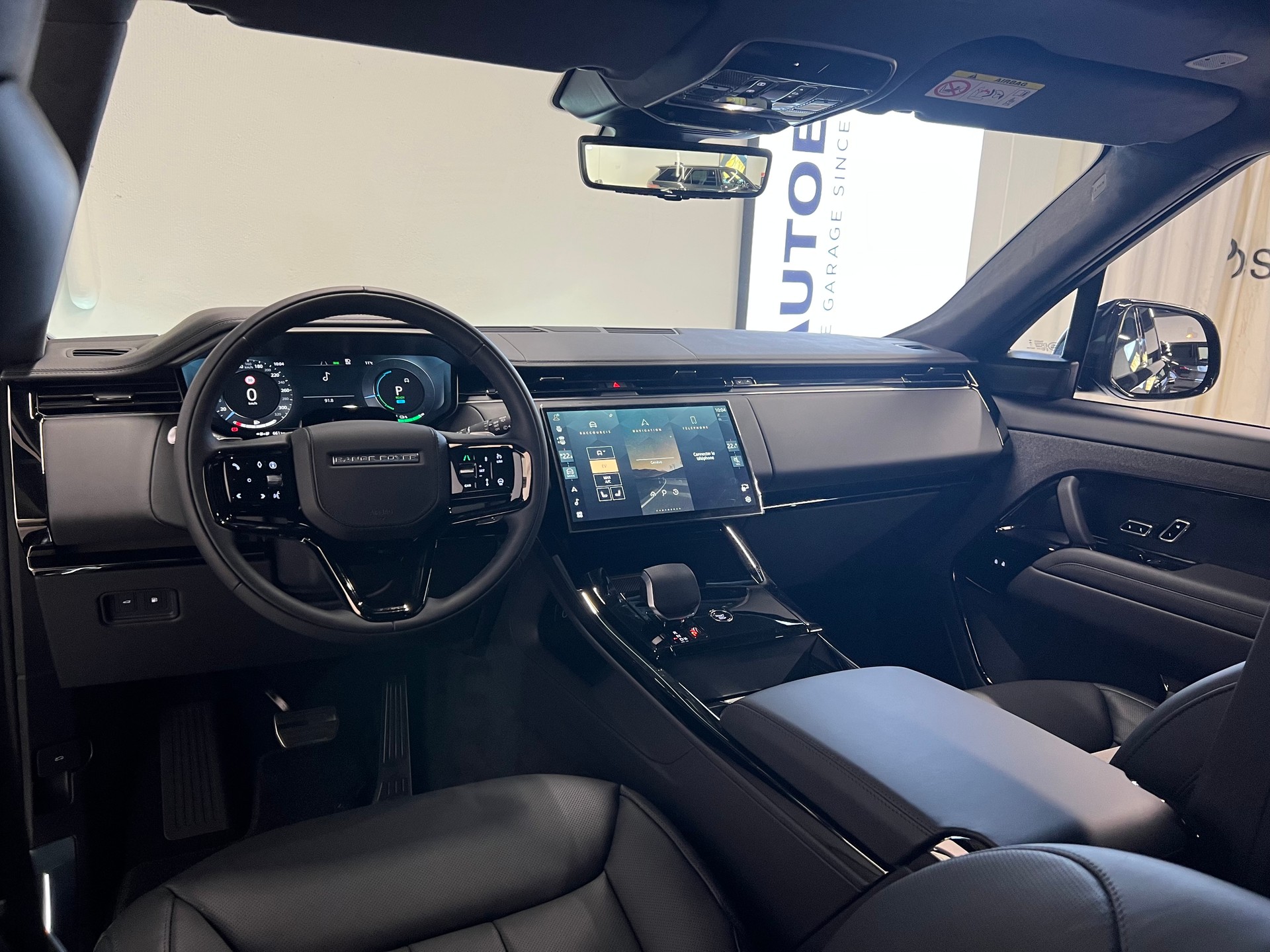 LAND ROVER Range Rover Sport 3.0 I6 P550e Autobiography-showroom-element-2