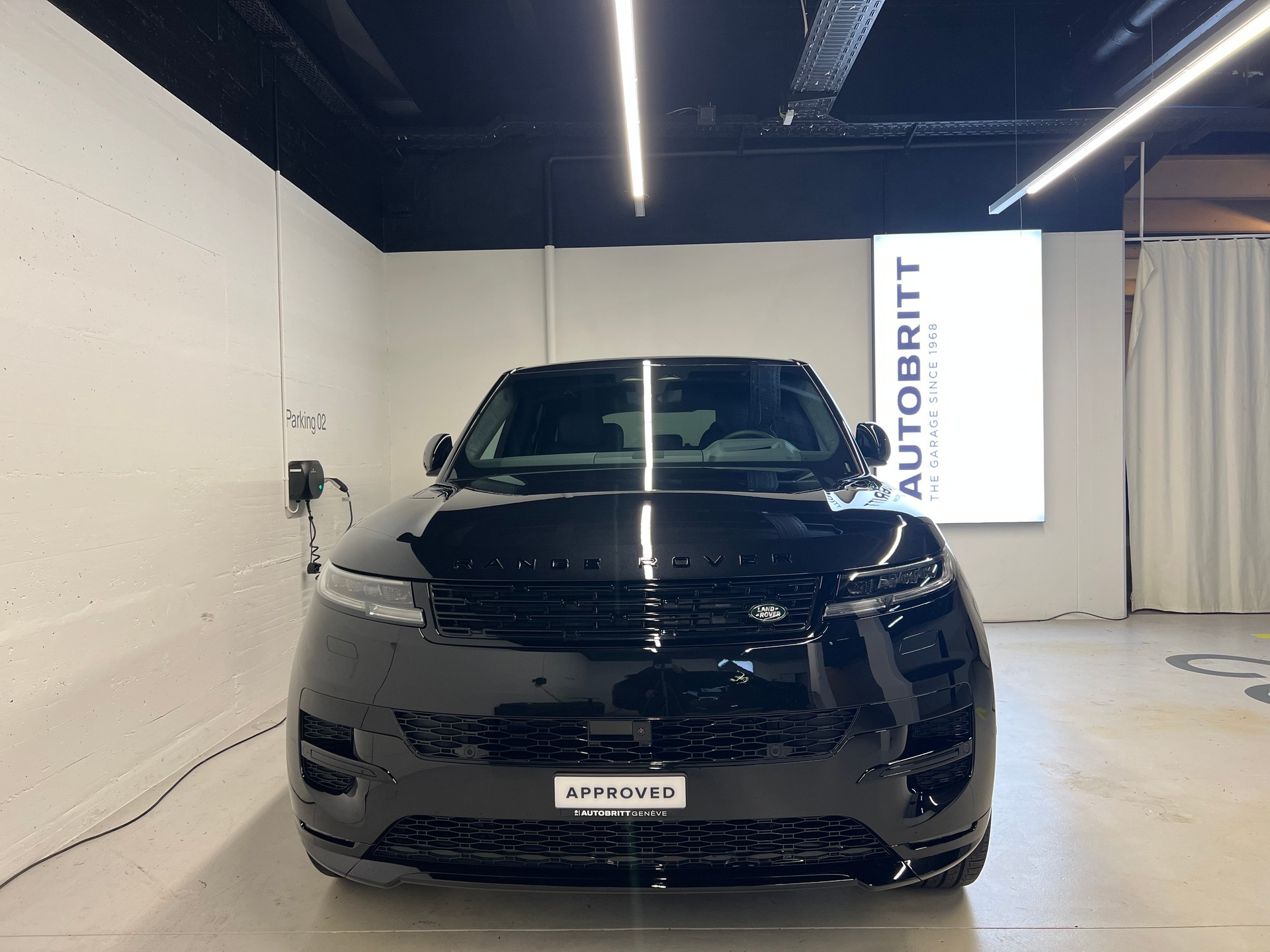 LAND ROVER Range Rover Sport 3.0 I6 P550e Autobiography-image-9