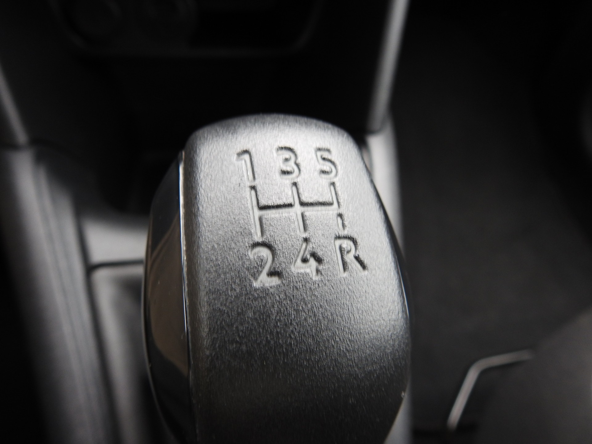 PEUGEOT 208 1.4 VTI Active-image-20