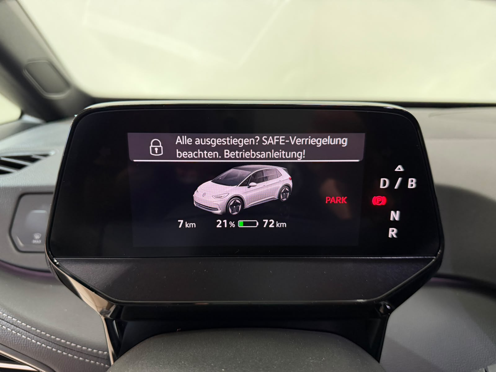 VW ID.3 Pro 52 kWh Pure Value-image-10