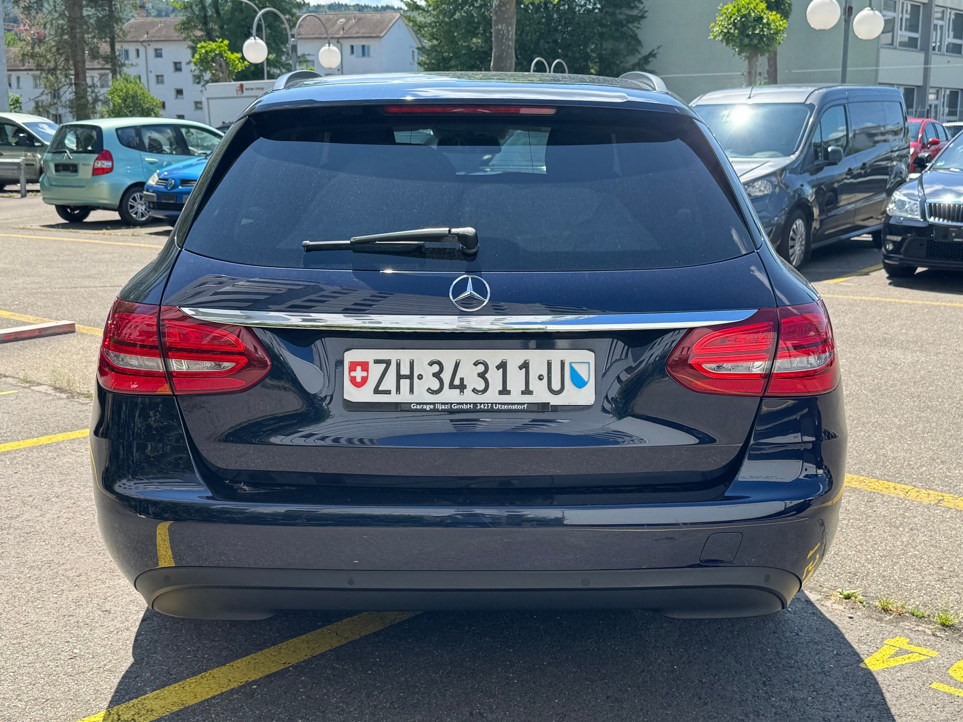 MERCEDES-BENZ C 220 d 4Matic 9G-Tronic-image-3