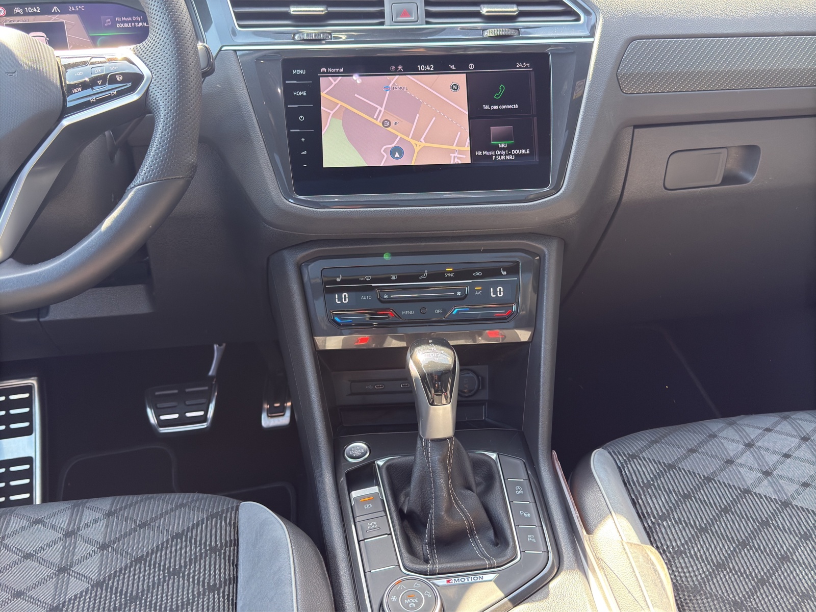 VW Tiguan 2.0TSI R-Line 4Motion DSG-image-10