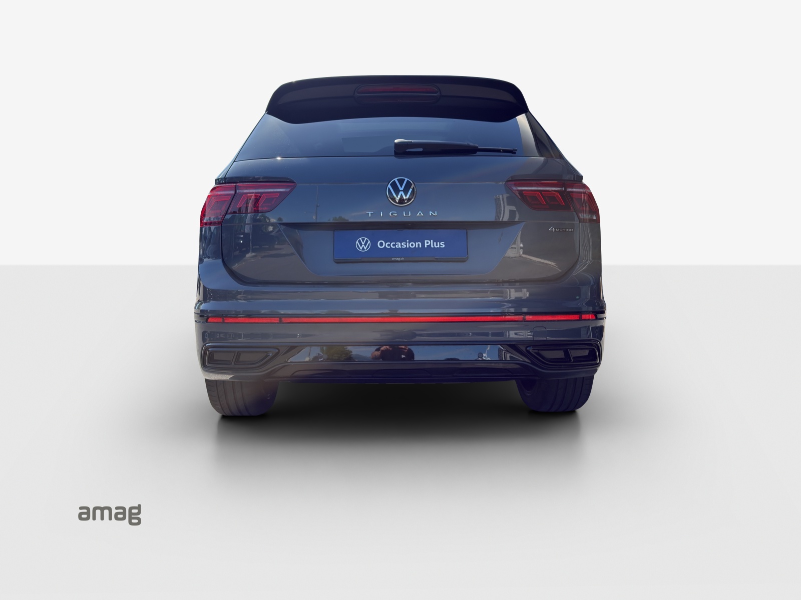 VW Tiguan 2.0TSI R-Line 4Motion DSG-showroom-element-3