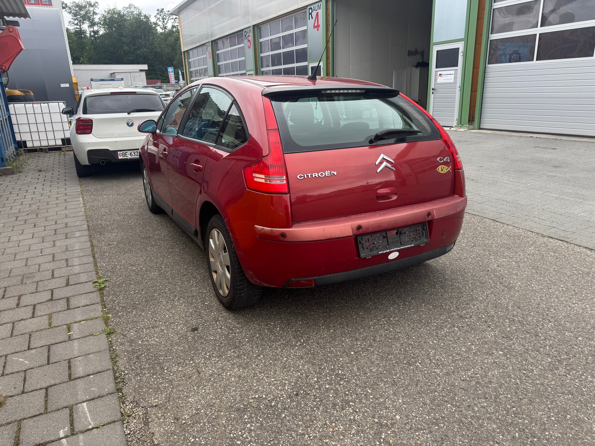 CITROEN C4 Berline 1.6 16V HDi VTR-showroom-element-3