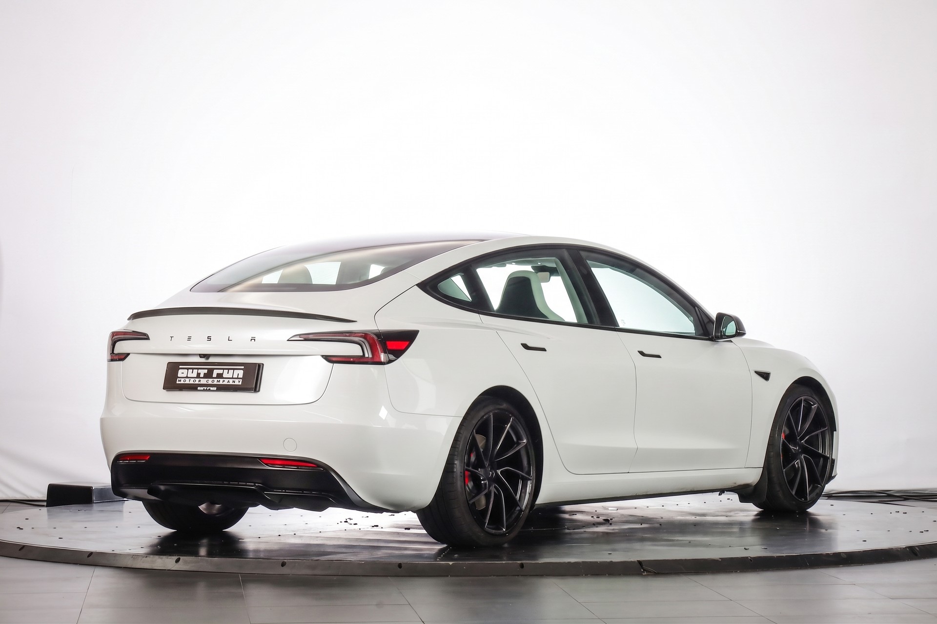 TESLA Model 3 Dual Motor Performance AWD-image-5