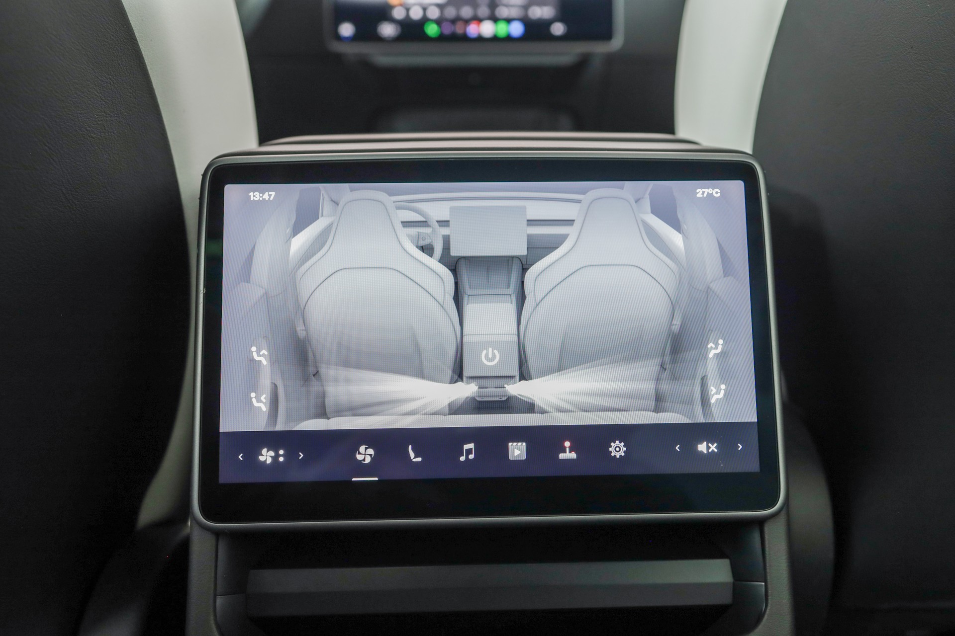 TESLA Model 3 Dual Motor Performance AWD-image-11