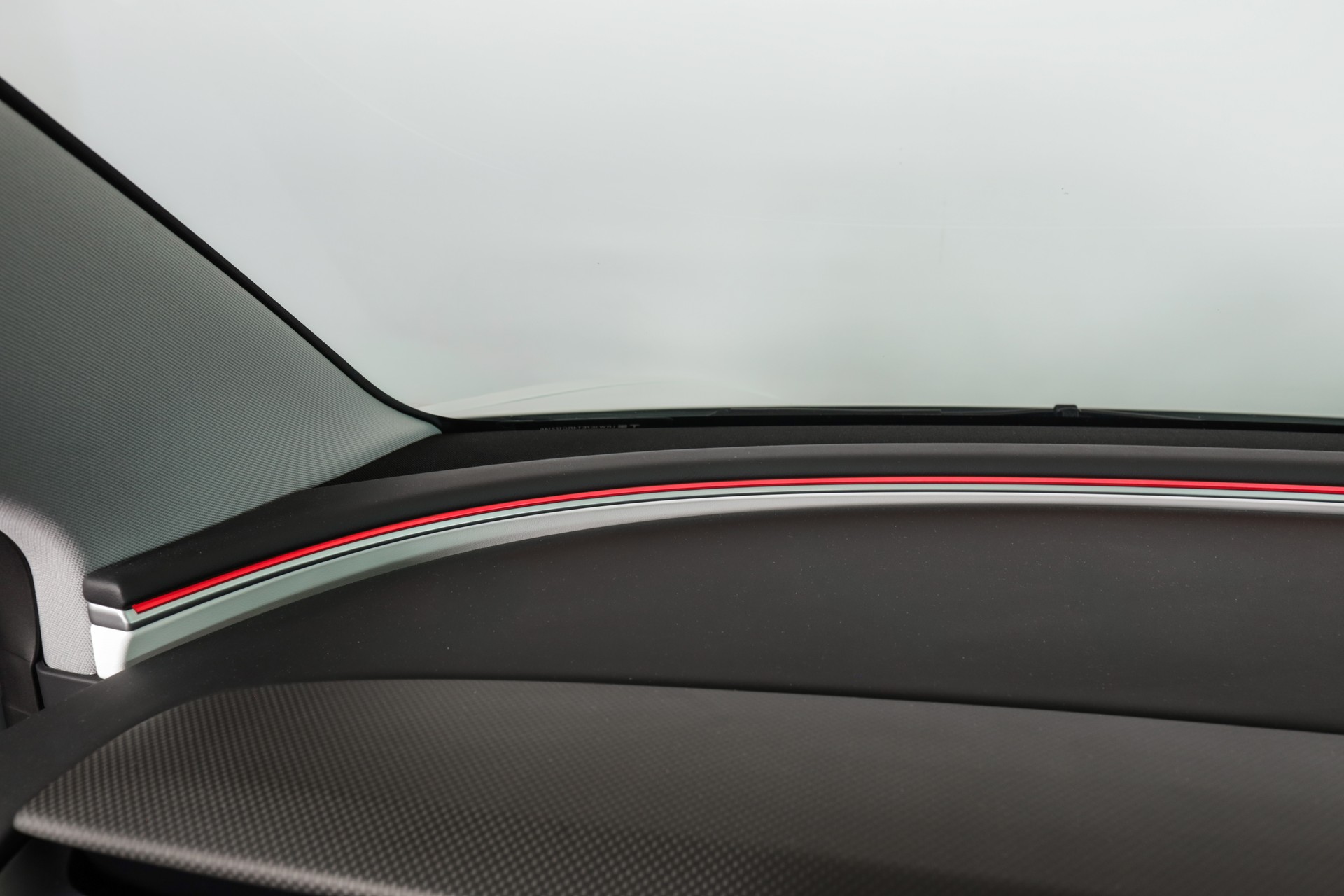 TESLA Model 3 Dual Motor Performance AWD-image-20