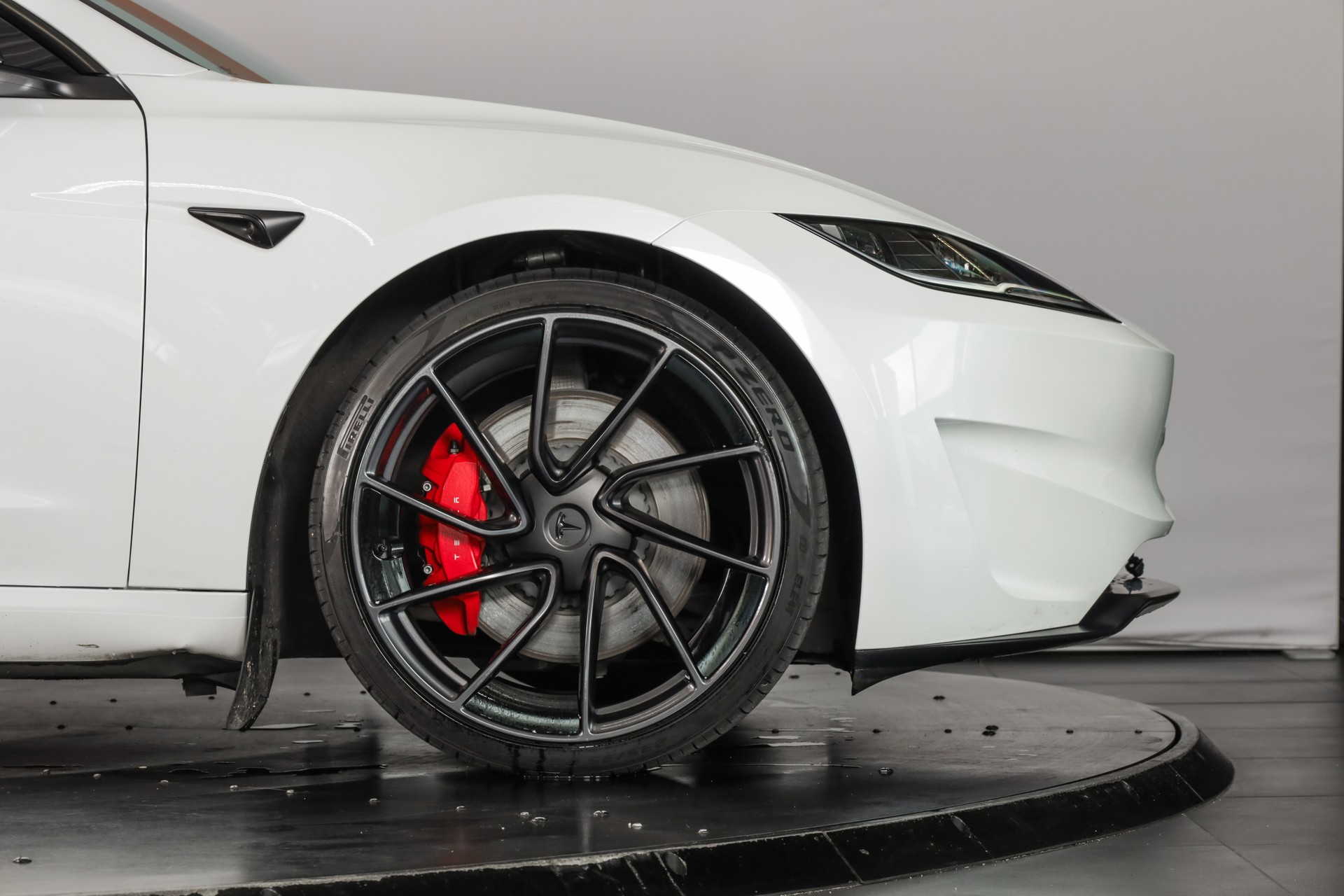 TESLA Model 3 Dual Motor Performance AWD-image-6
