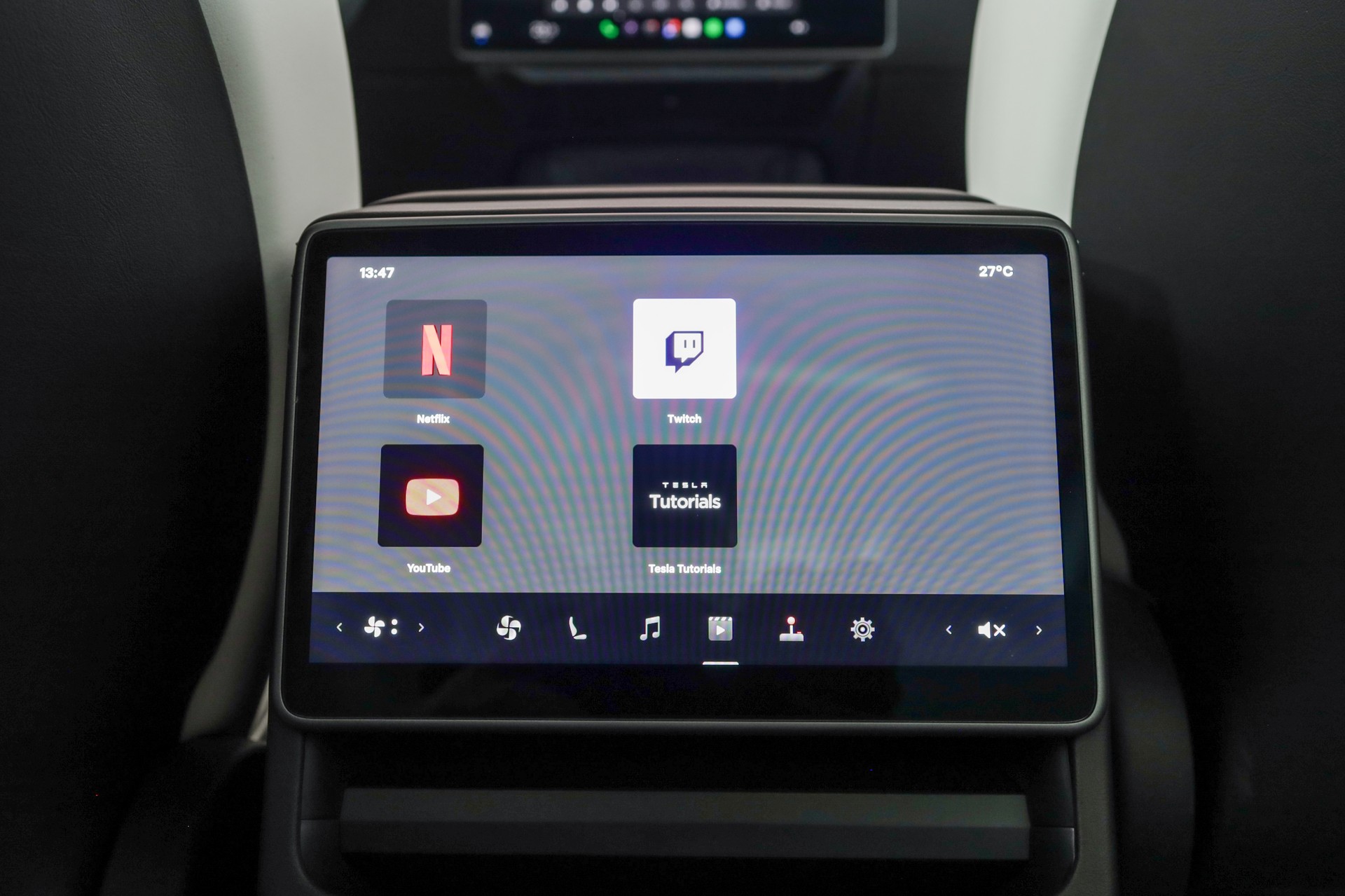 TESLA Model 3 Dual Motor Performance AWD-image-13