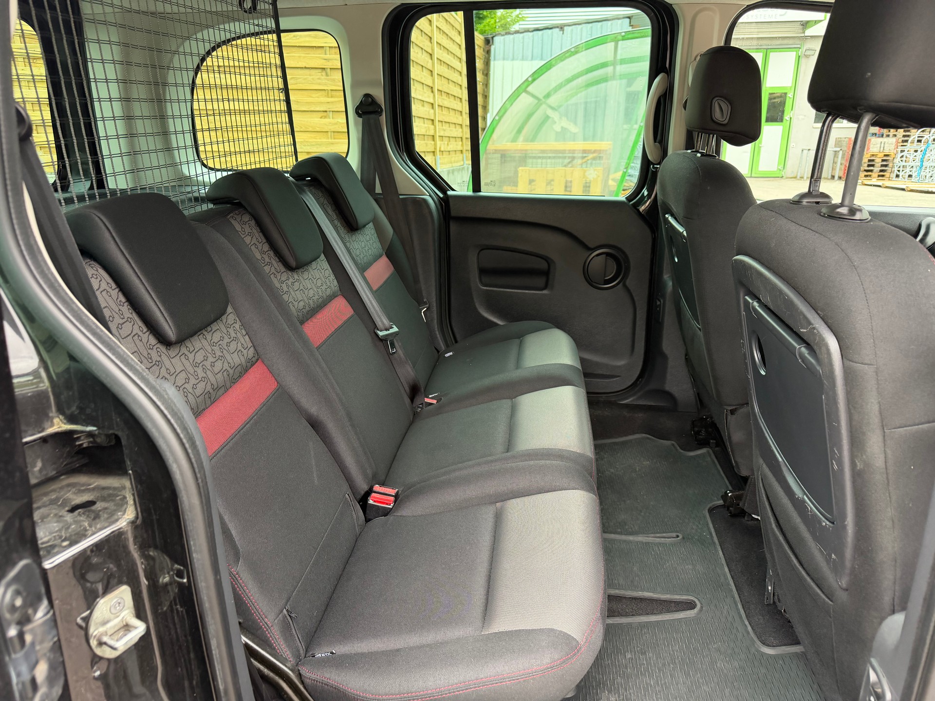 RENAULT Kangoo 1.2 16V Turbo Story-image-12