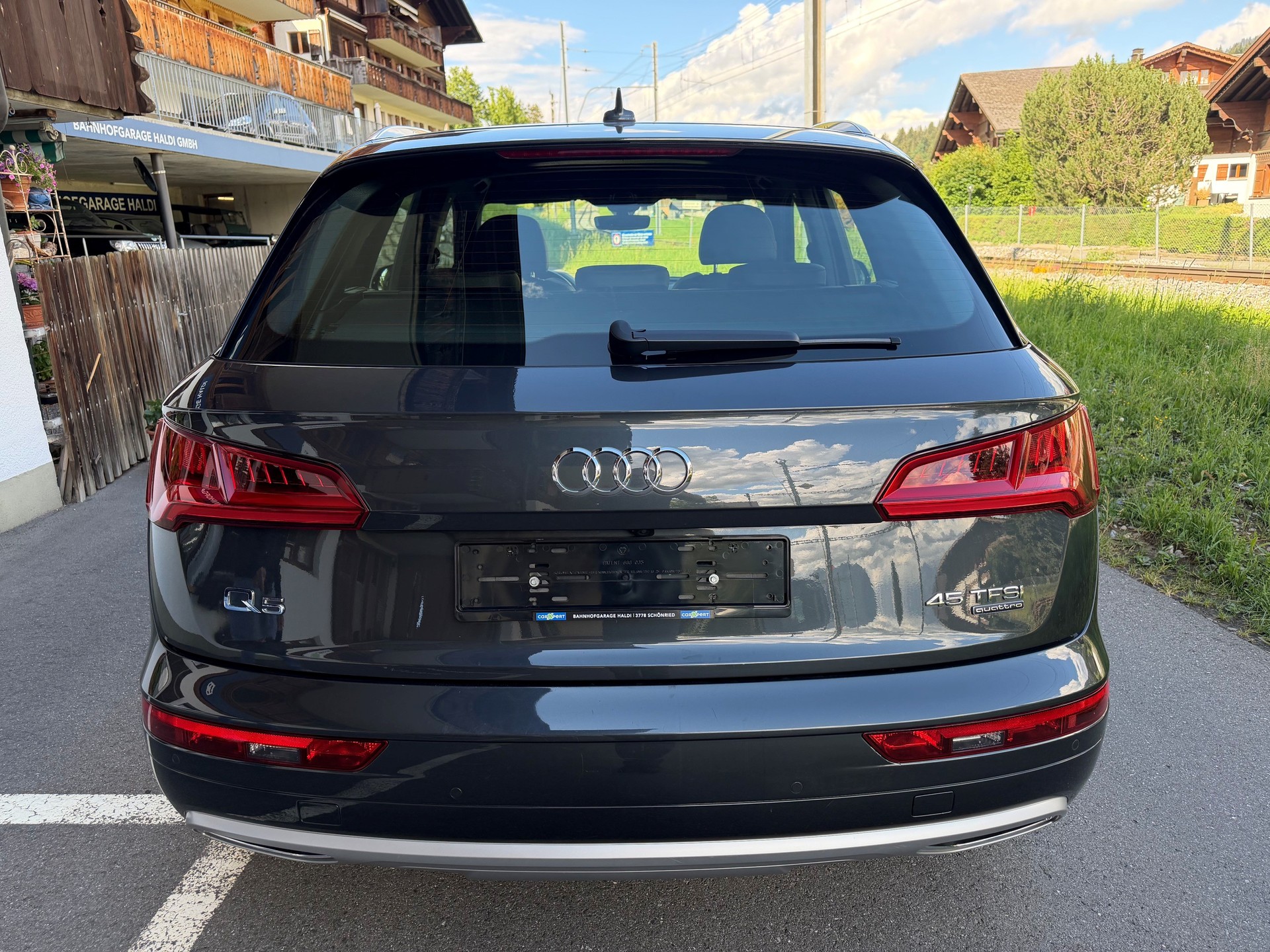 AUDI Q5 45 TFSI sport quattro S-tronic-image-5