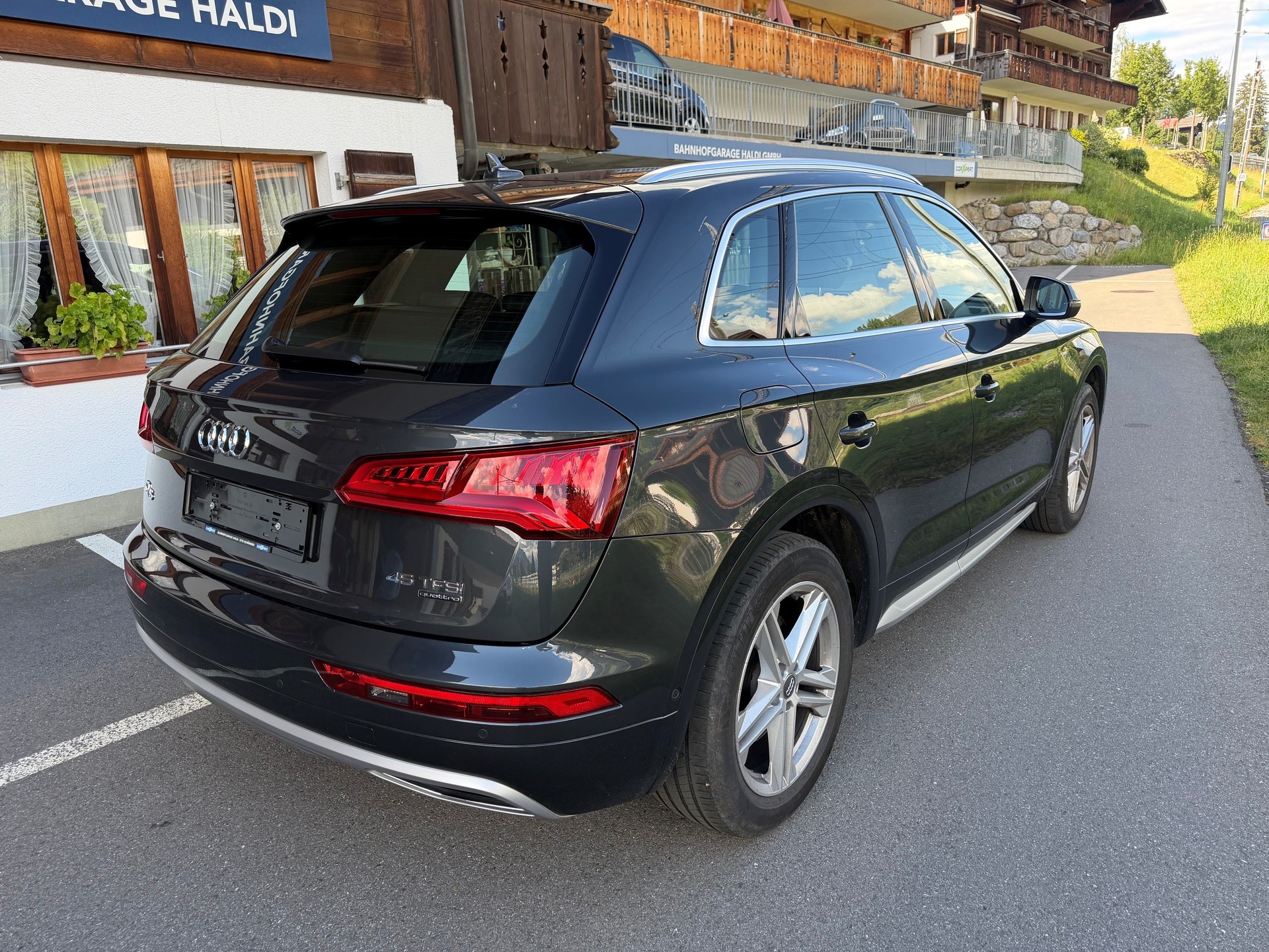 AUDI Q5 45 TFSI sport quattro S-tronic-image-6
