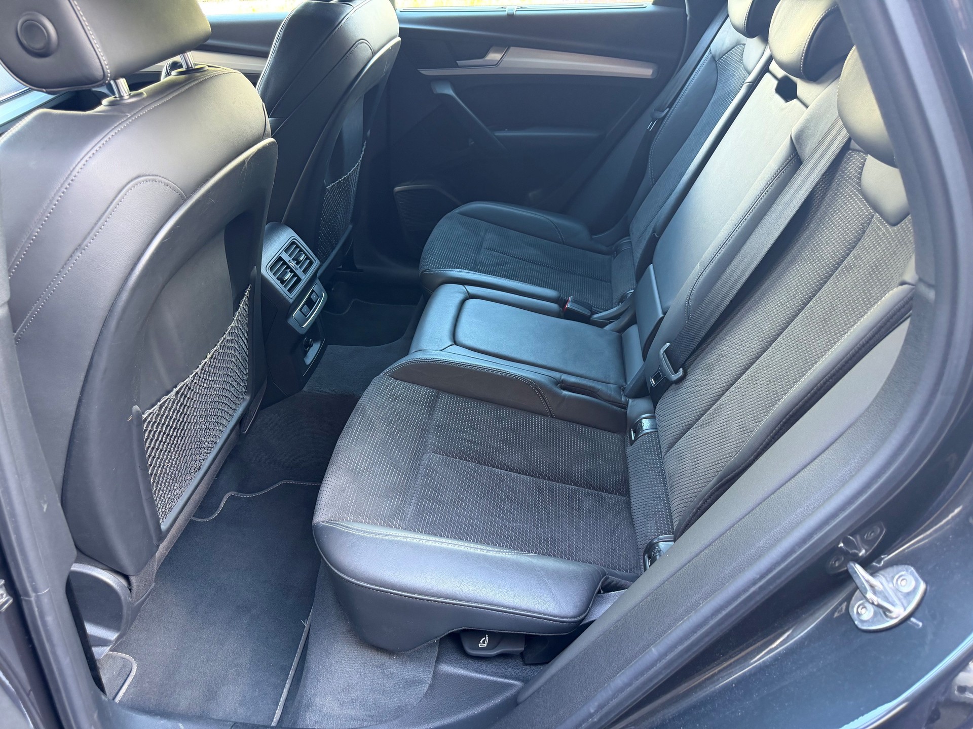 AUDI Q5 45 TFSI sport quattro S-tronic-image-13