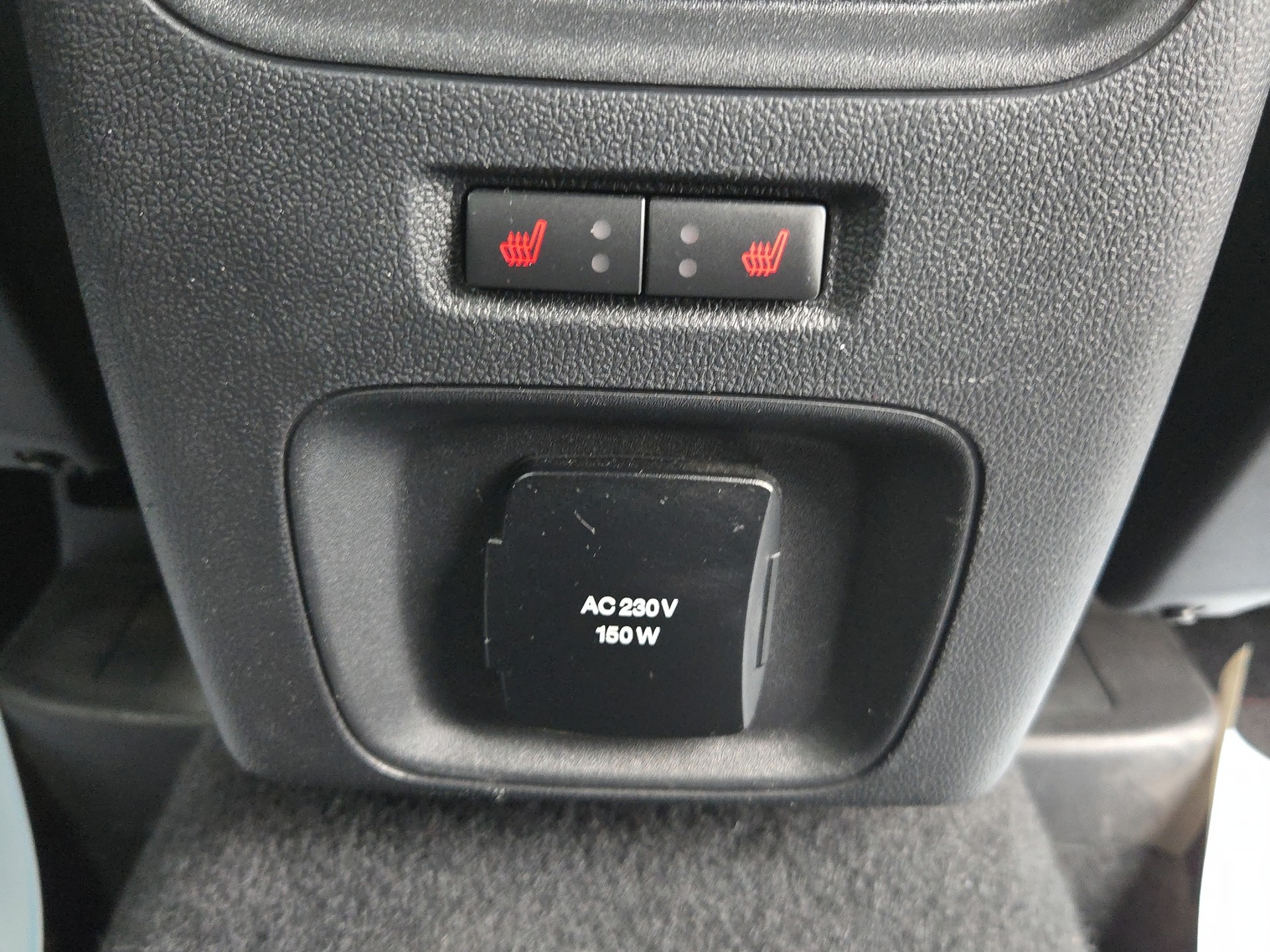 FORD Kuga 2.0 TDCi EcoBlue ST-Line X 4WD-image-6