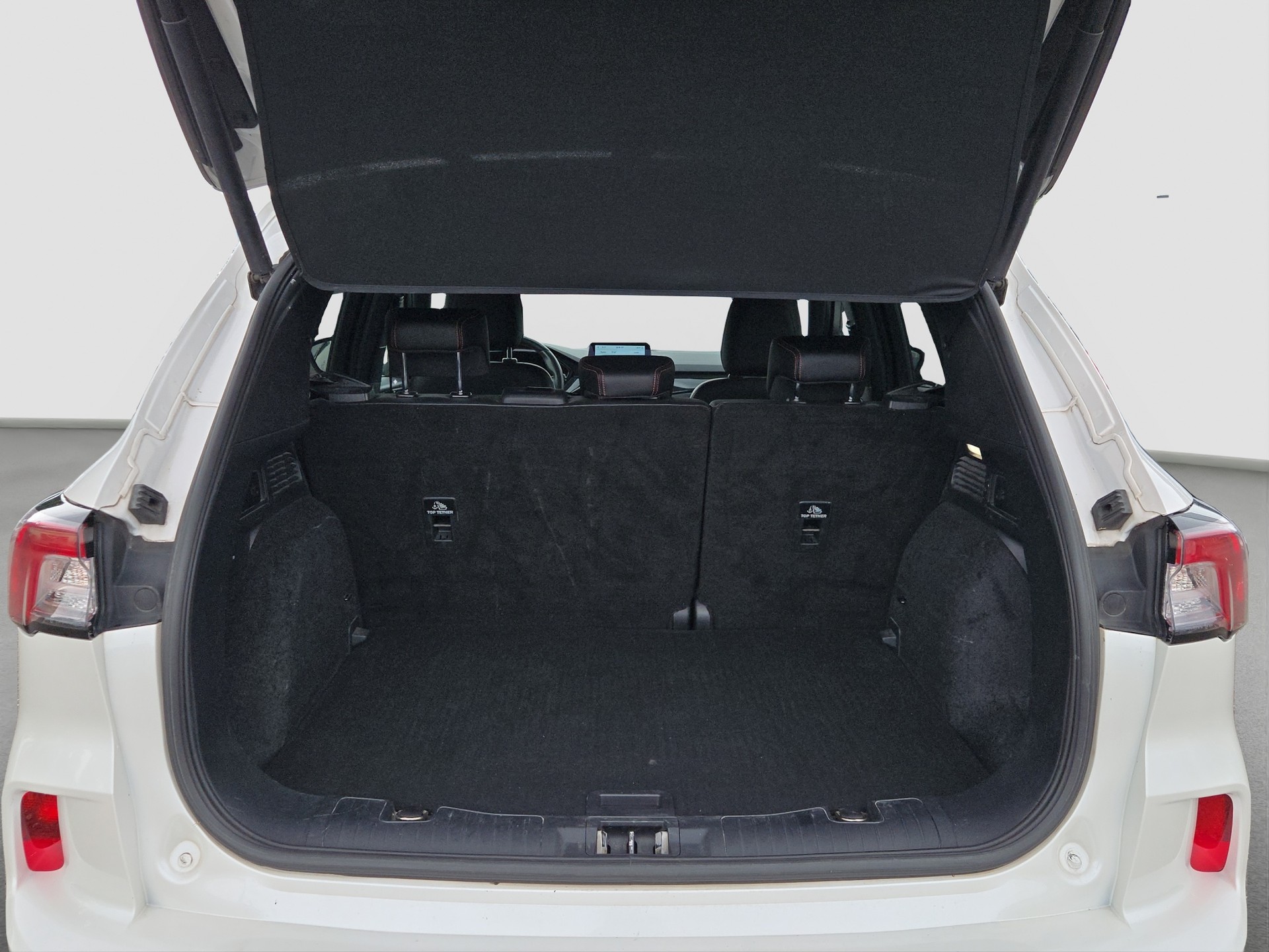 FORD Kuga 2.0 TDCi EcoBlue ST-Line X 4WD-image-12