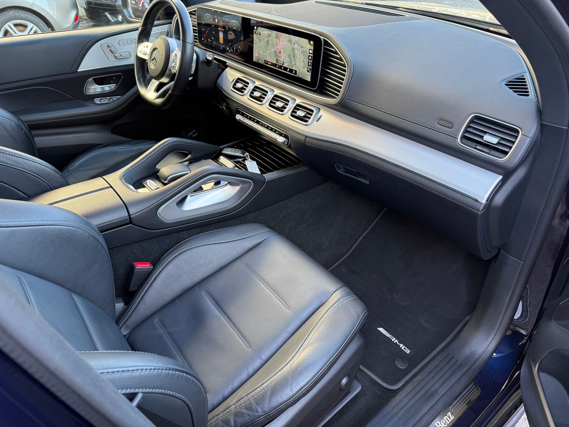 MERCEDES-BENZ GLE 350 d 4Matic AMG Line 9G-Tronic Pano/MFK/Garantie/AHK-image-15
