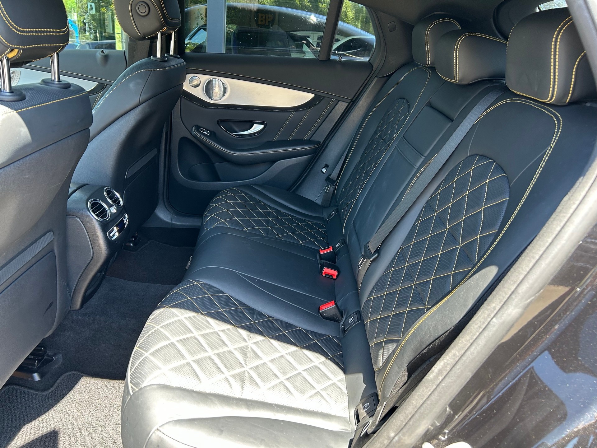 MERCEDES-BENZ GLC Coupé 63 S AMG Edition 1 4Matic+ 9G-Tronic-image-11