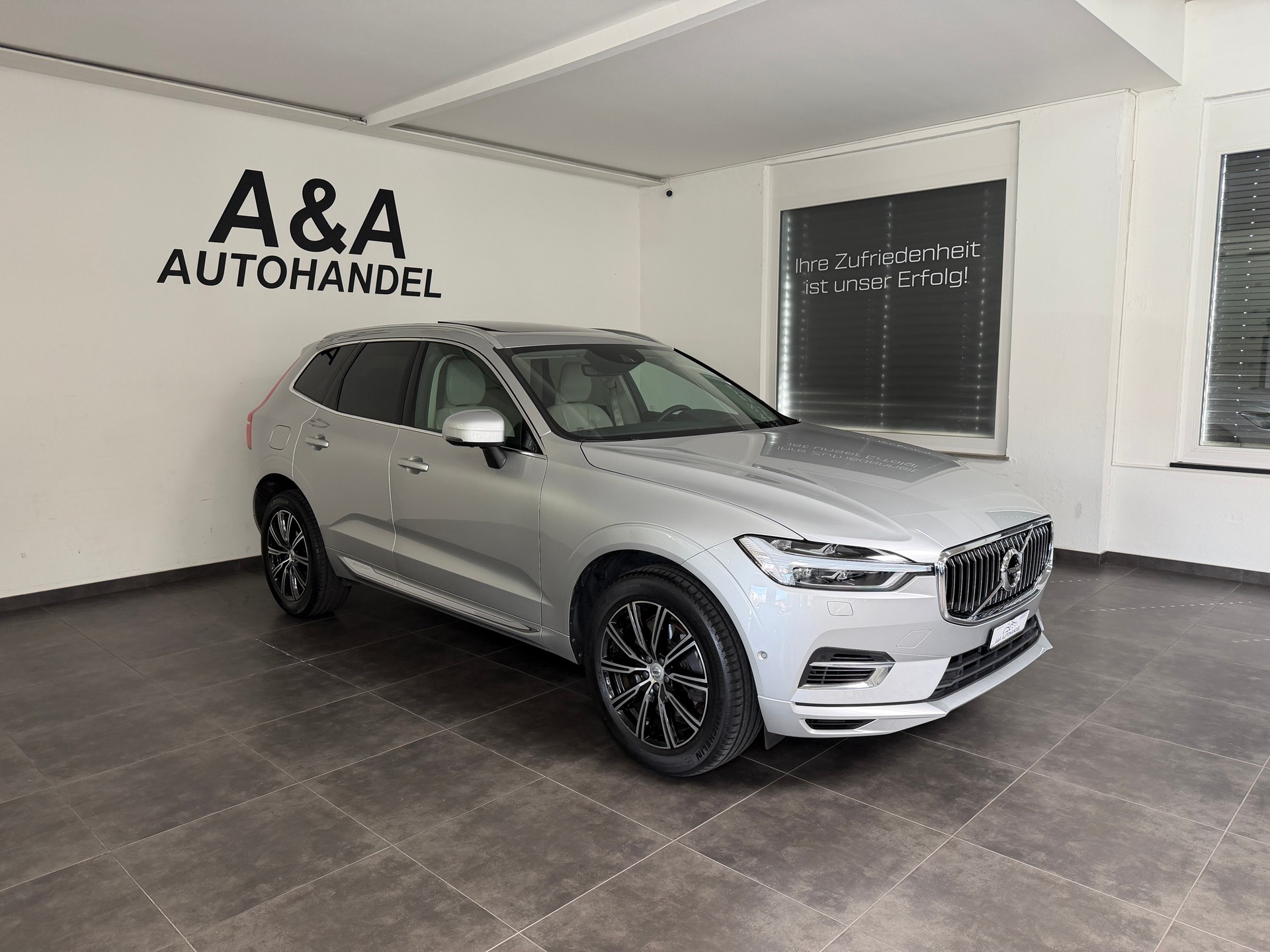VOLVO XC60 T8 eAWD Inscription Geartronic