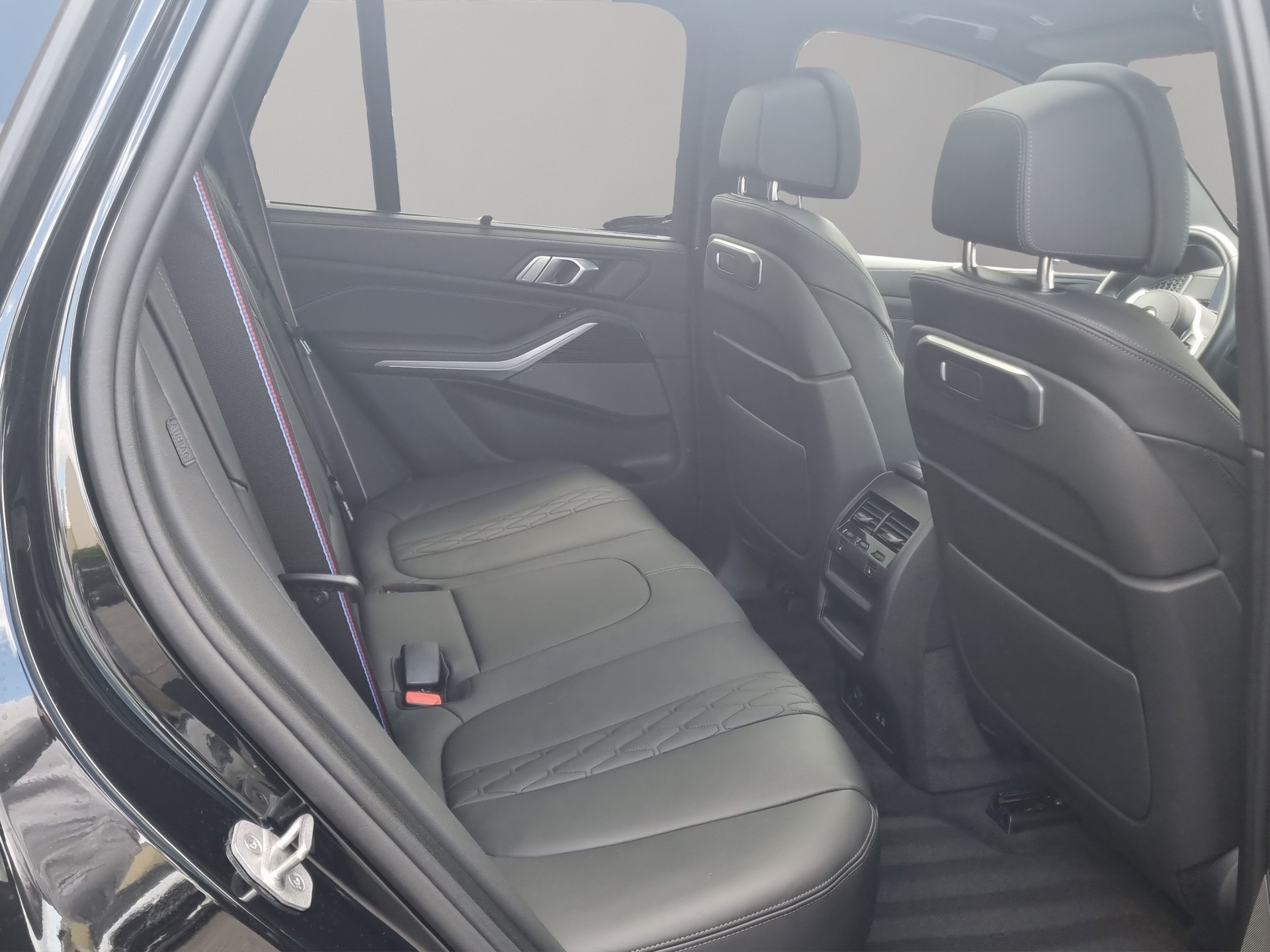BMW X5 xDrive 48V 30d M Sport Pro Steptronic-image-21