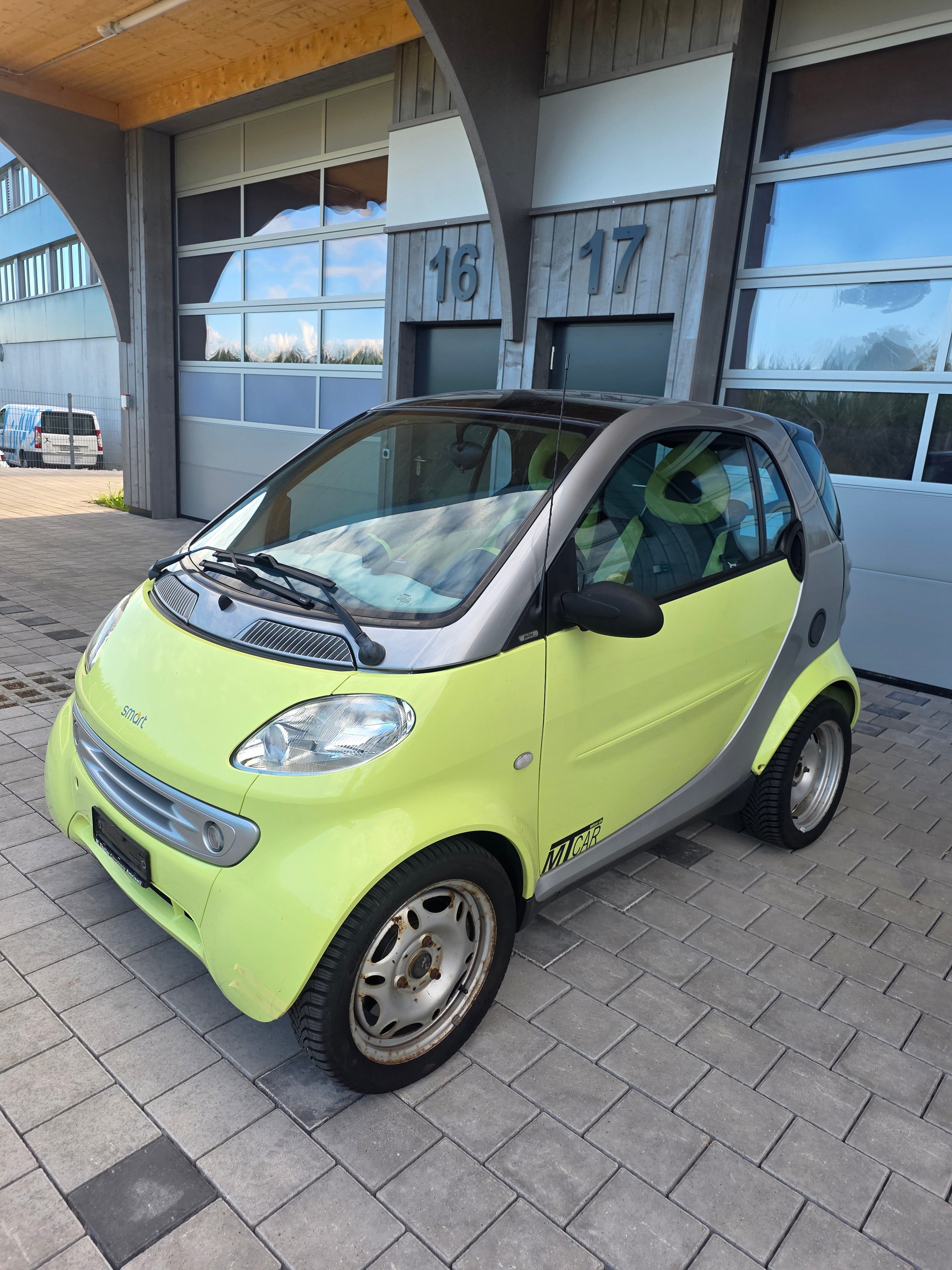 SMART fortwo pulse-image-2