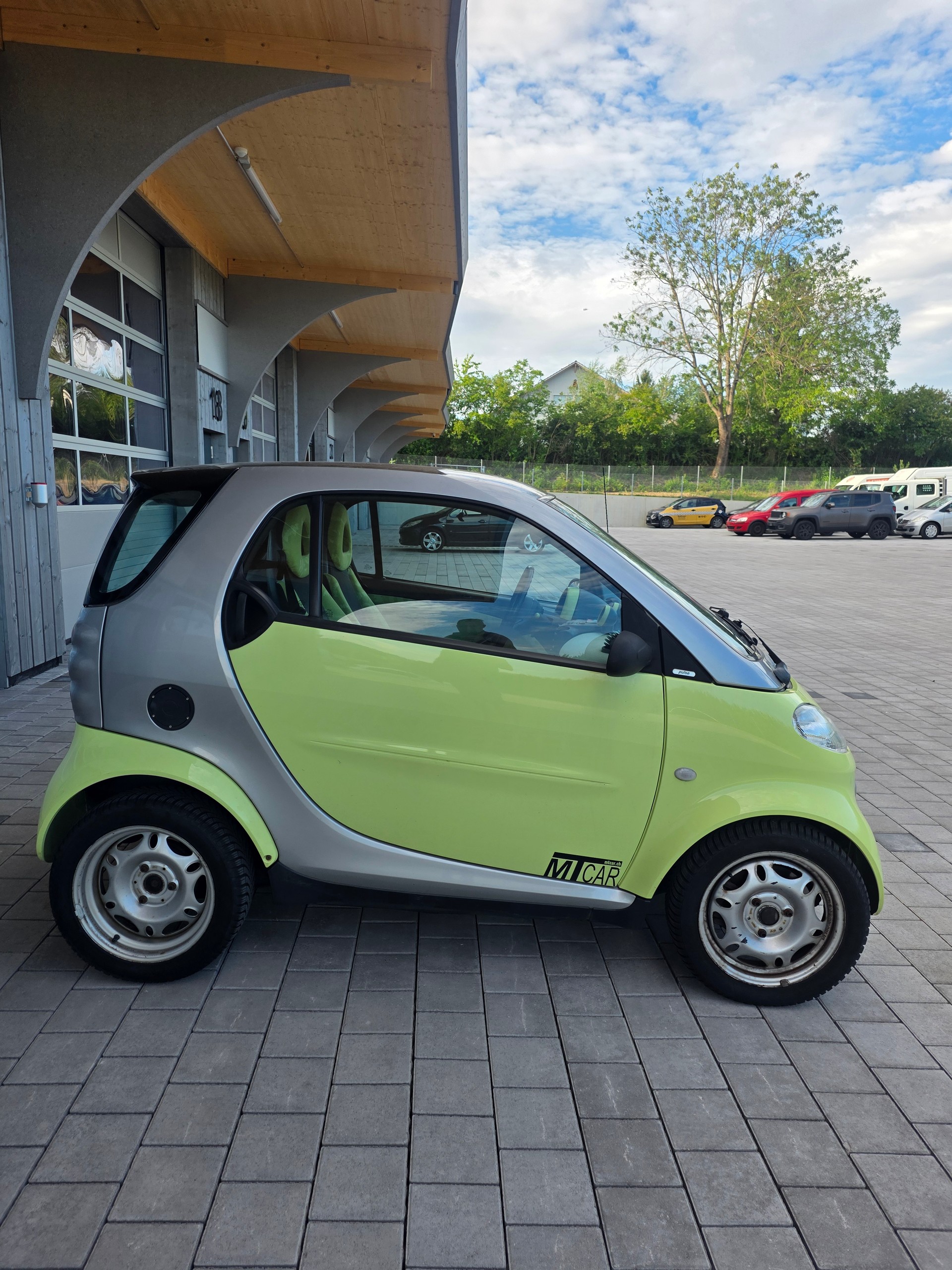 SMART fortwo pulse-image-4