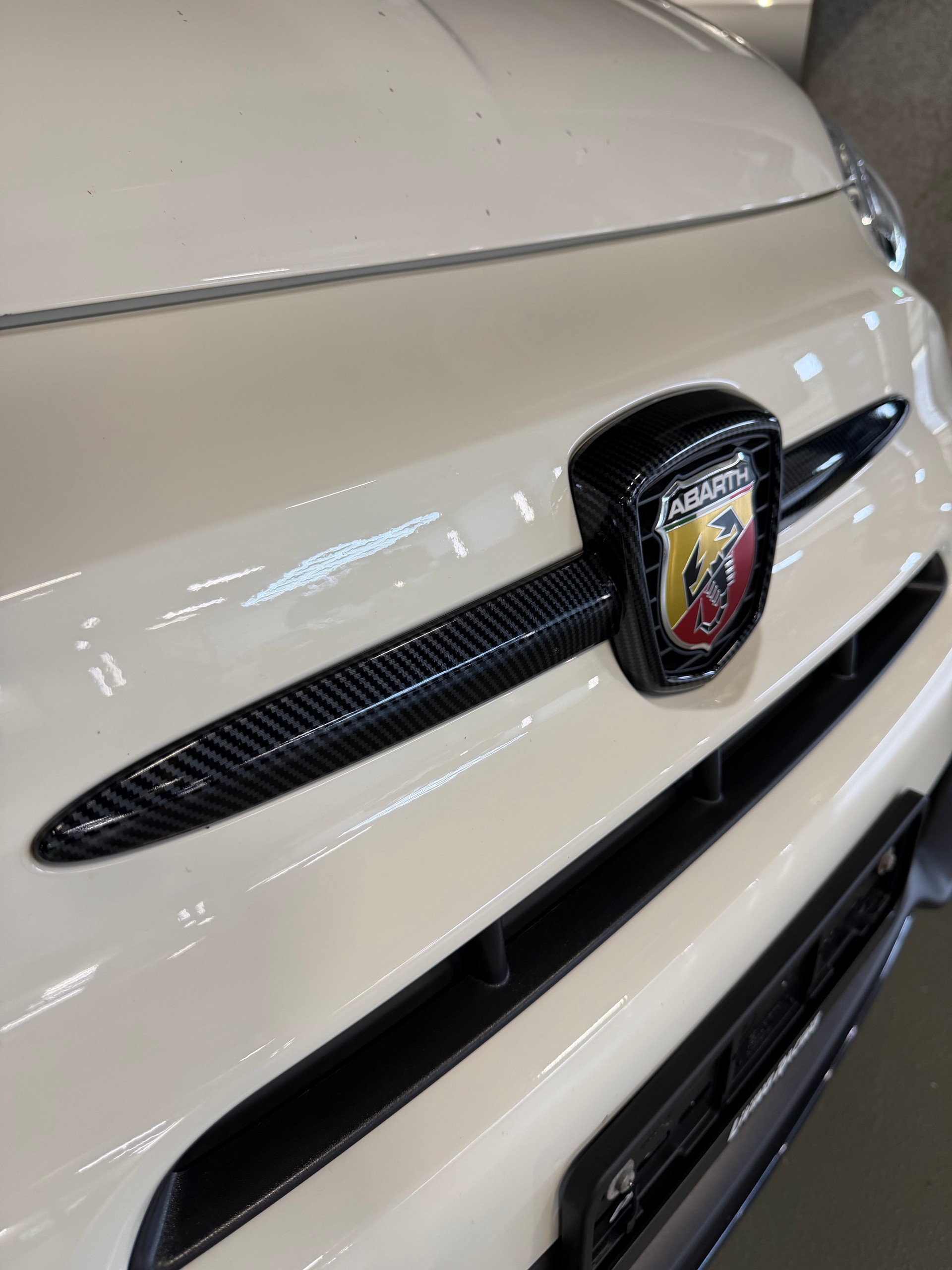 FIAT 595 1.4 16V Turbo Abarth Competition *Carbon seats Sabelt*-image-5
