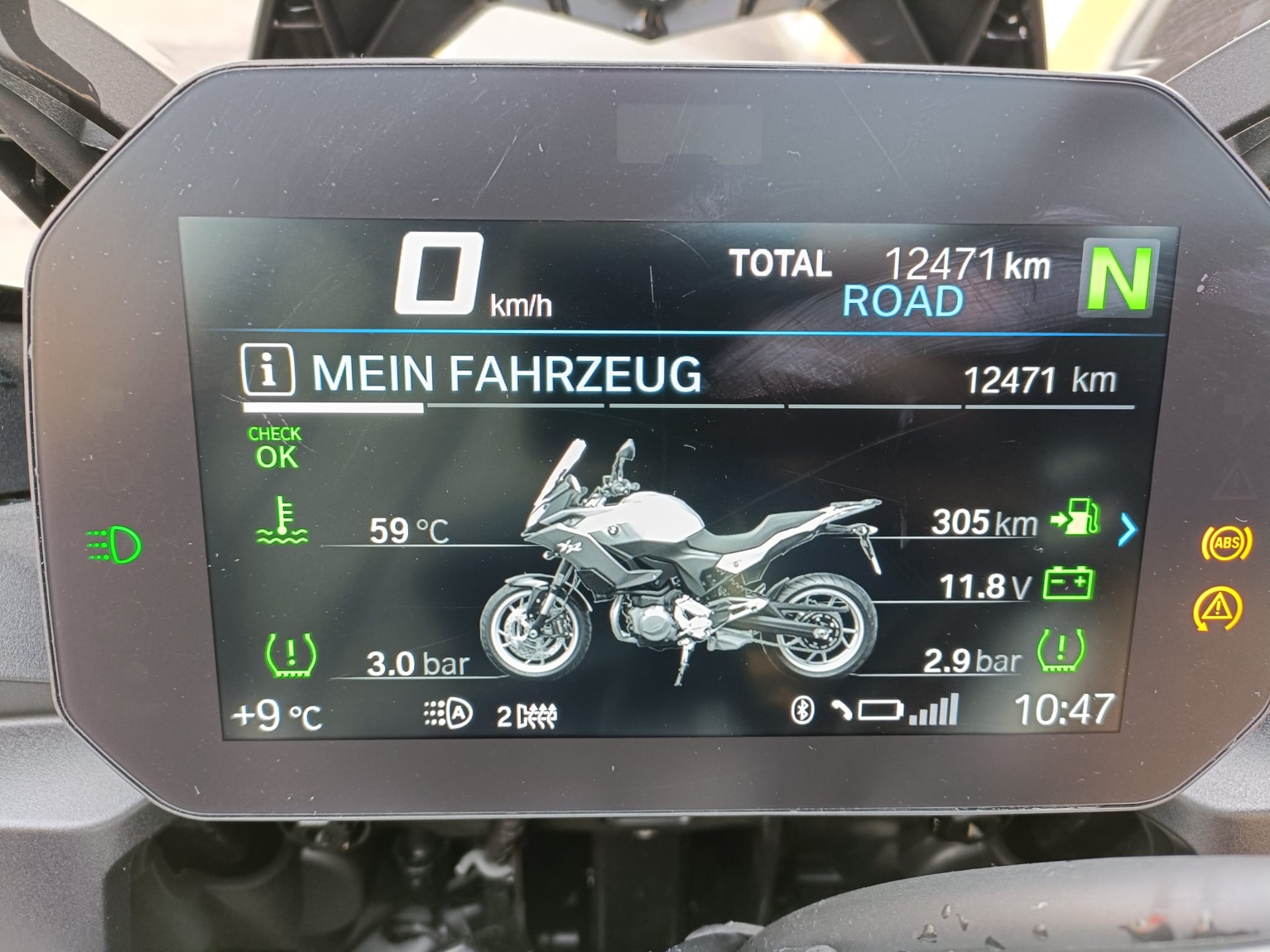 BMW F 900 XR A2 (35kW) ABS-image-1