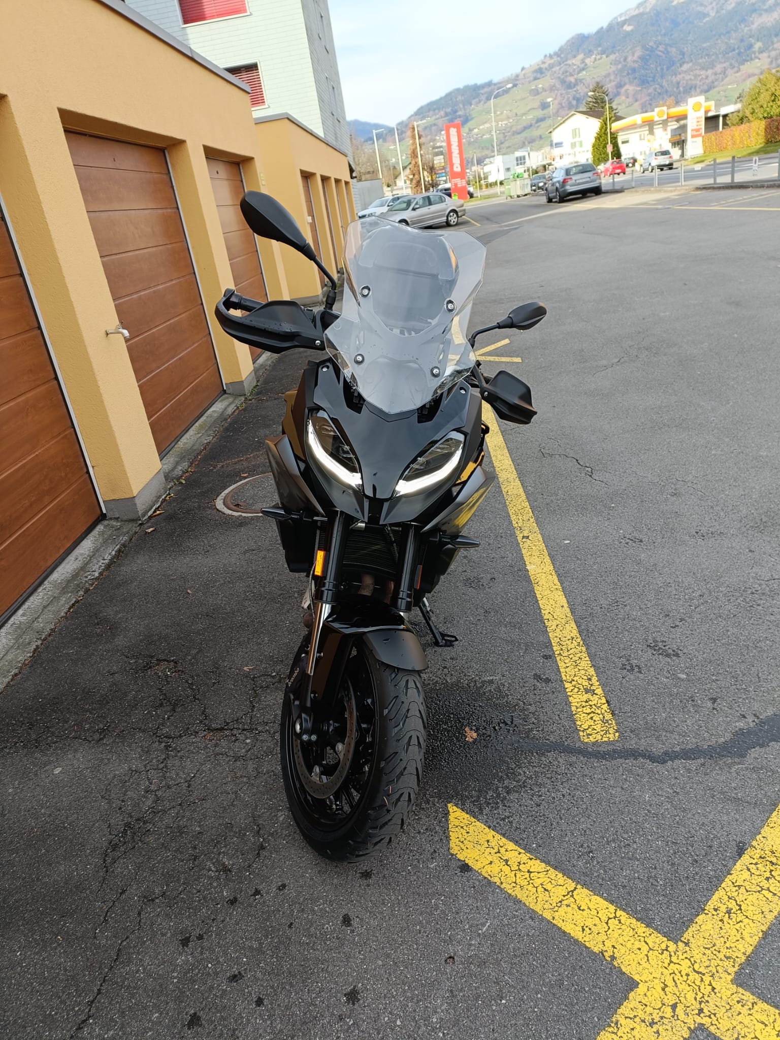 BMW F 900 XR A2 (35kW) ABS-image-4