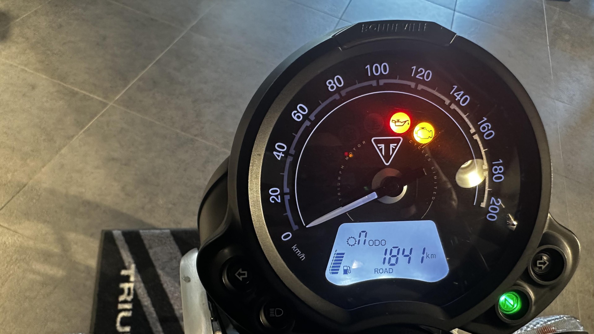 TRIUMPH Speed Twin 900 (35kW)-image-5