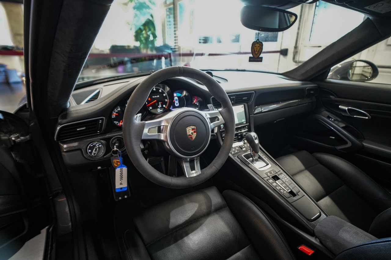 PORSCHE 911 Turbo S TECHART PDK-image-10