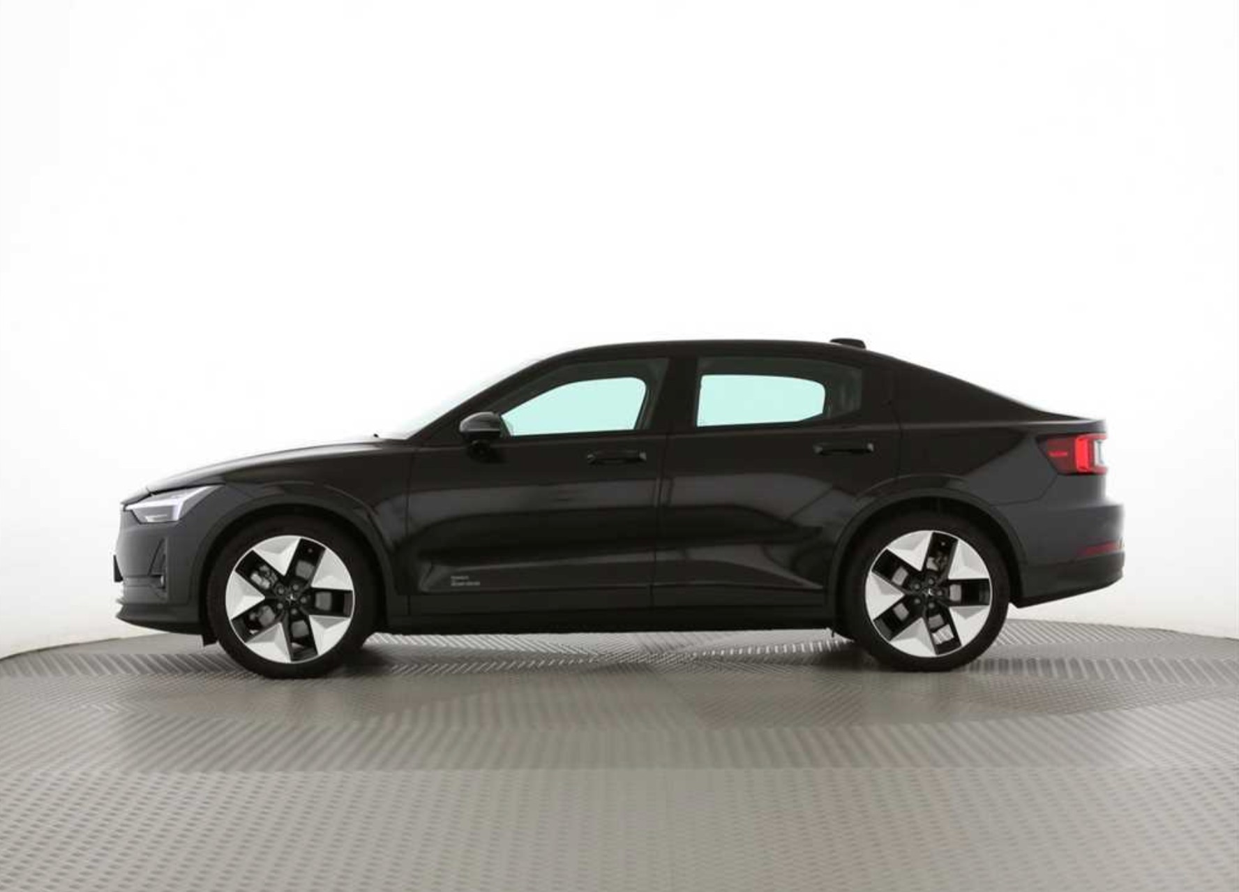 POLESTAR Polestar 2 Long Range Single Plus Pack 82kWh-showroom-element-2