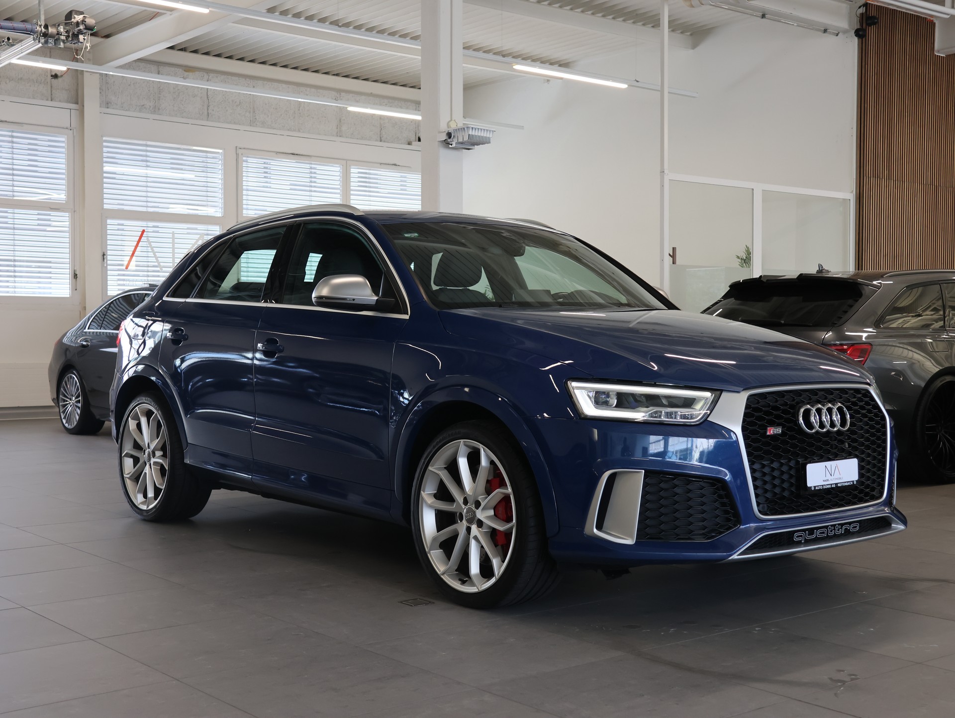 AUDI RS Q3 2.5 TFSI performance quattro S-tronic *Bose* *Sitzheizung* *Rückfahrkamera*-showroom-element-1