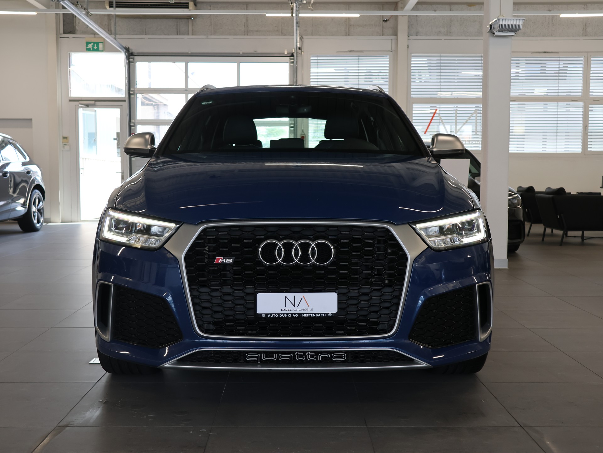 AUDI RS Q3 2.5 TFSI performance quattro S-tronic *Bose* *Sitzheizung* *Rückfahrkamera*-showroom-element-2