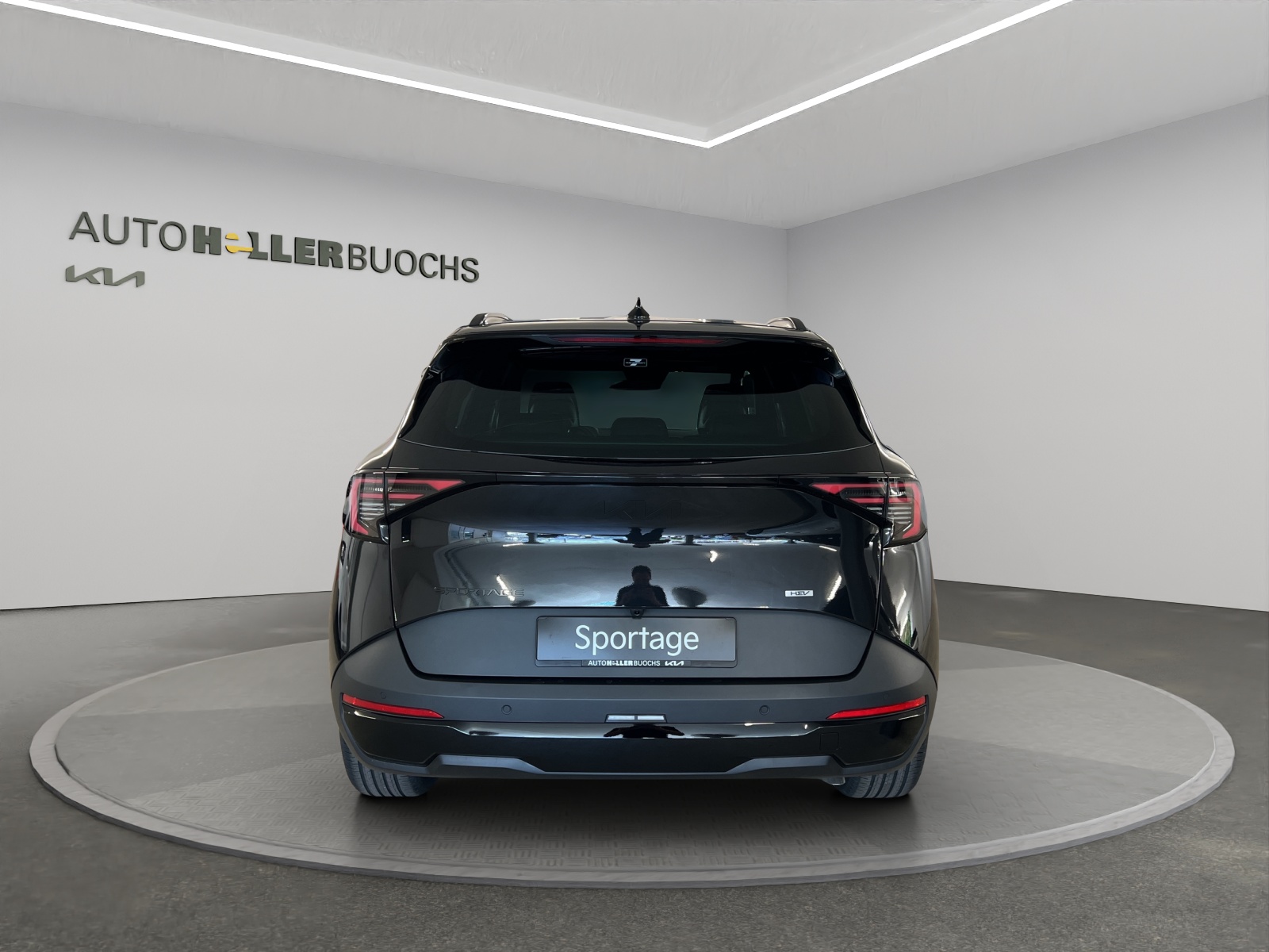 KIA Sportage 1.6 T Hybrid Black Edition-image-4