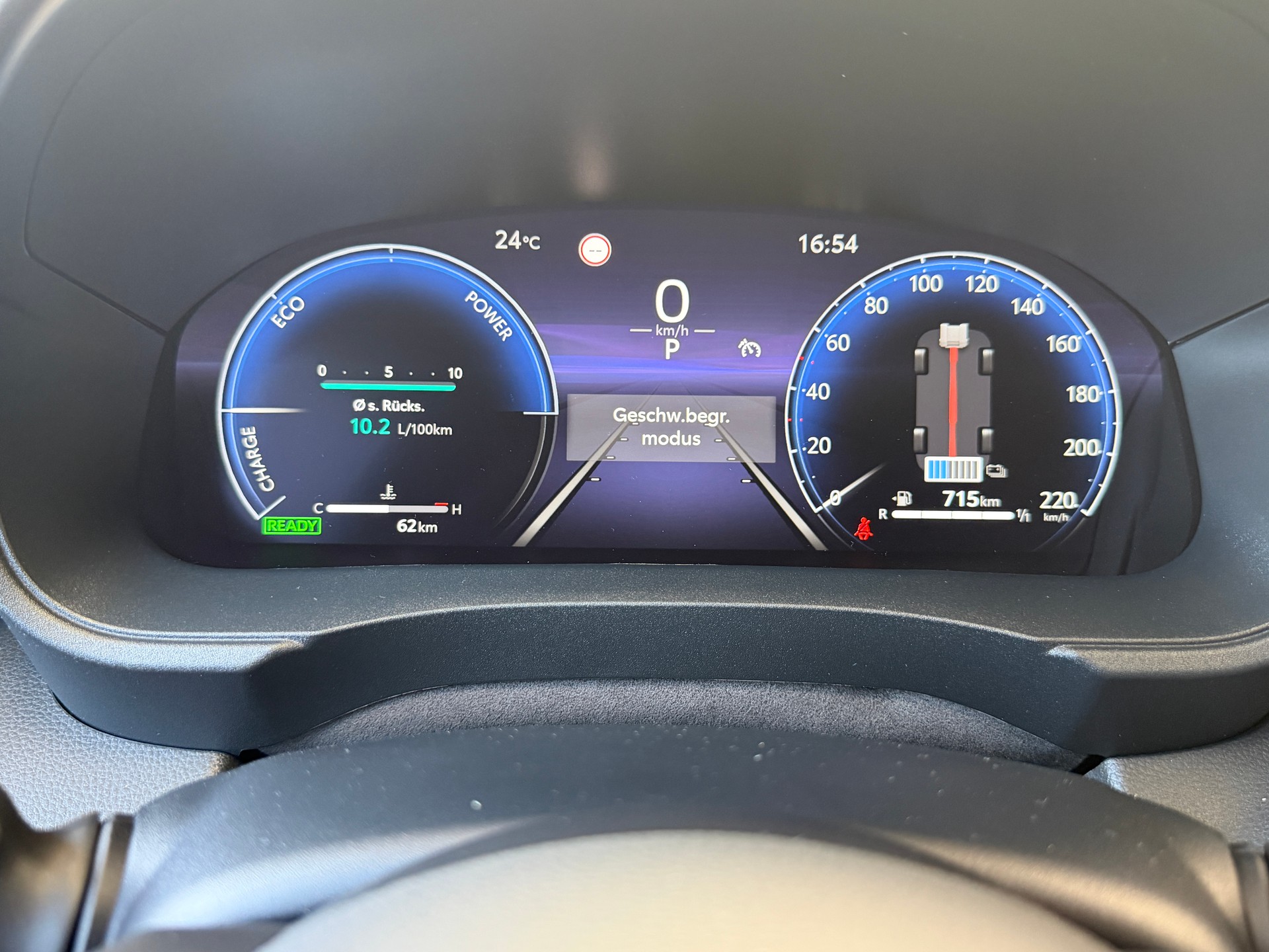 TOYOTA Yaris 1.5 GR Sport e-CVT-image-12