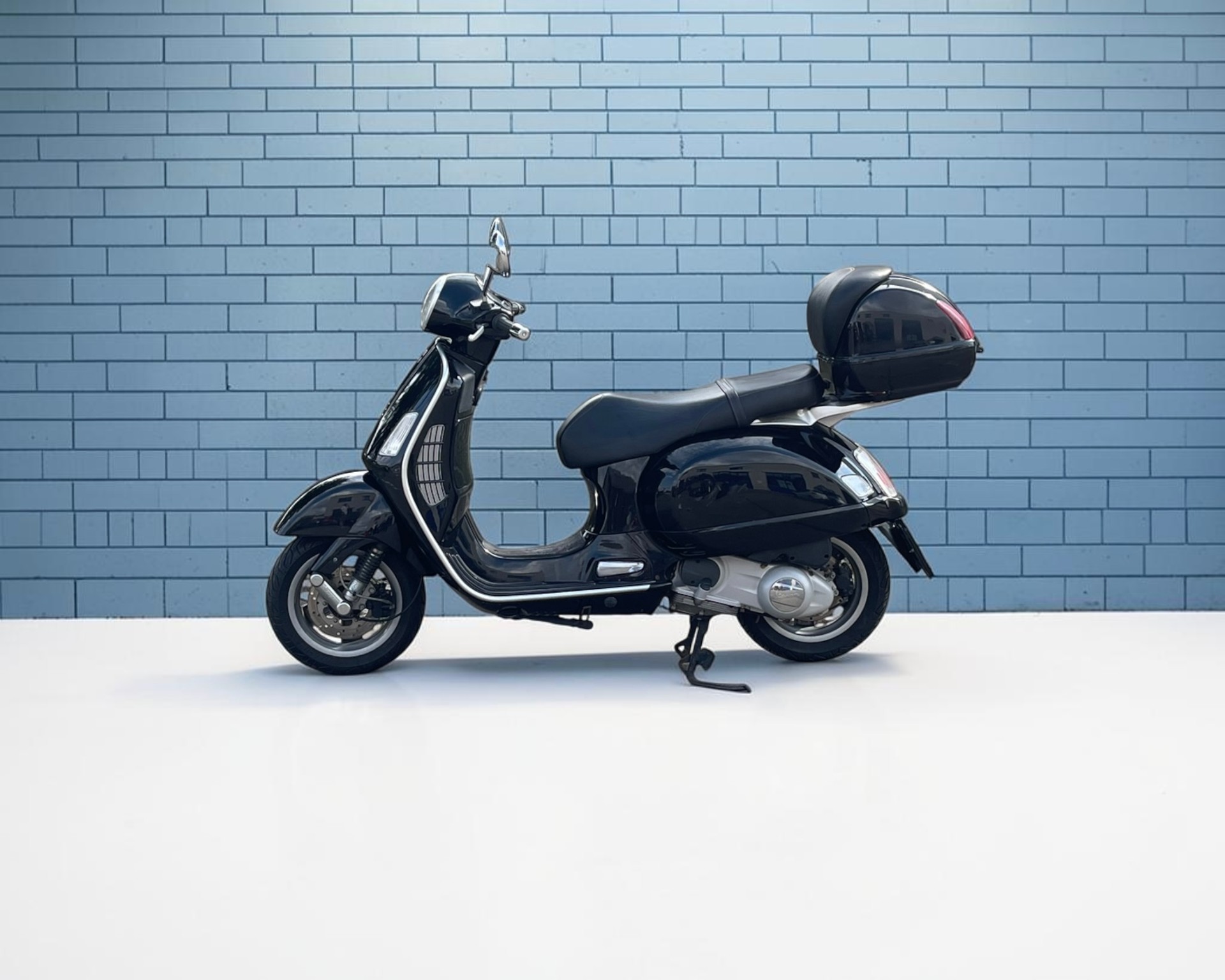 PIAGGIO Vespa 125 GT-image-2