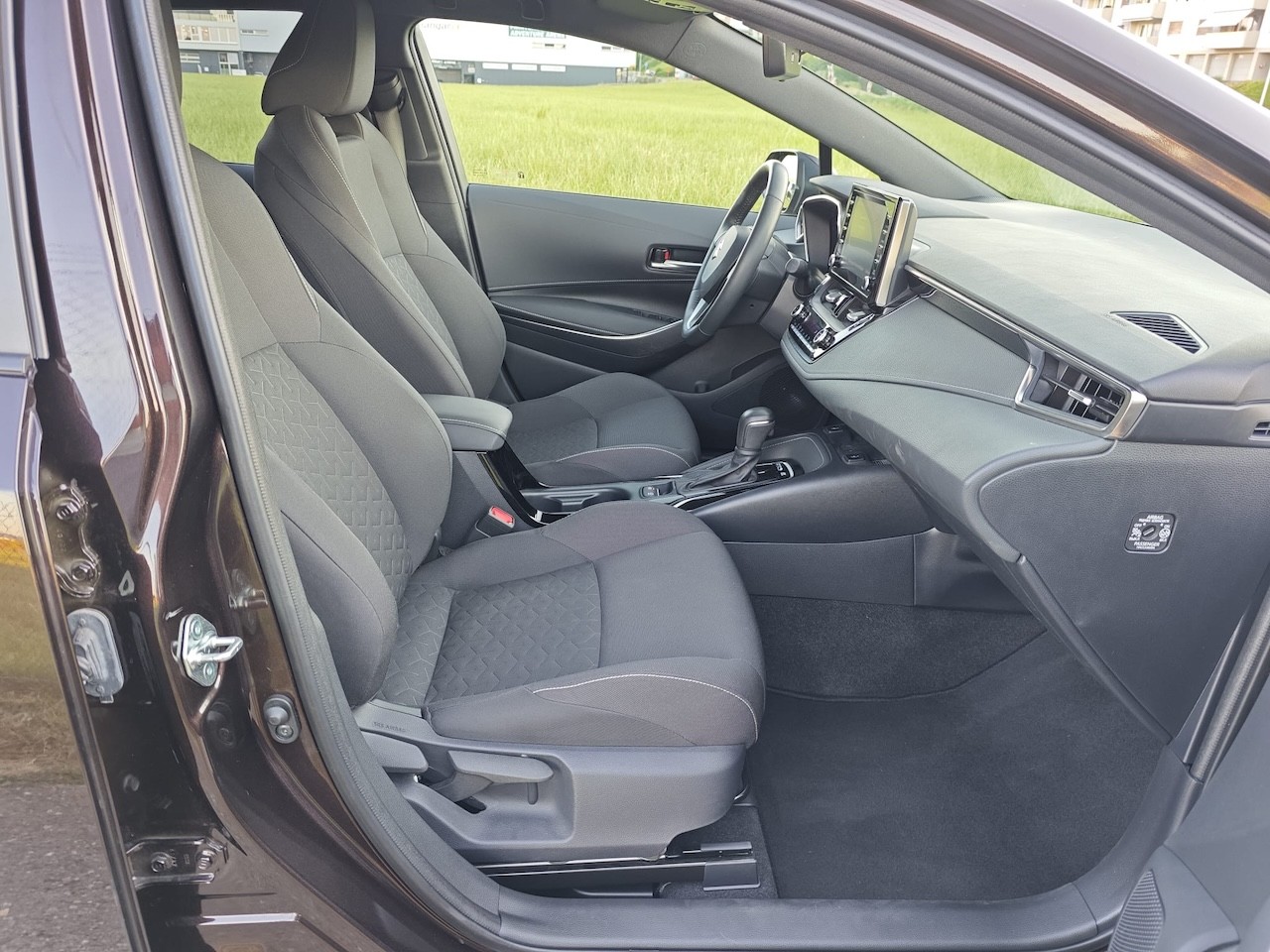 TOYOTA Swace 1.8 Hybrid Compact Top E-CVT-image-13