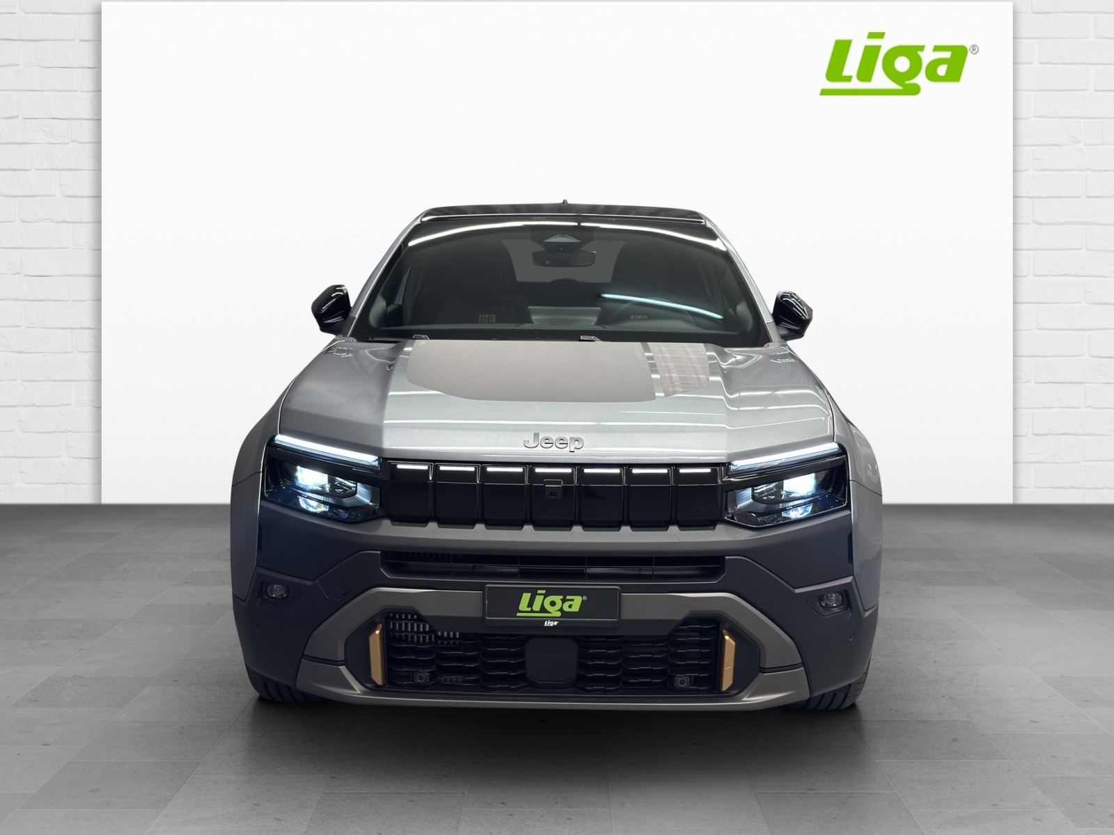 JEEP Avenger 1.2 MHEV 85th Anniversary 4xe-showroom-element-1