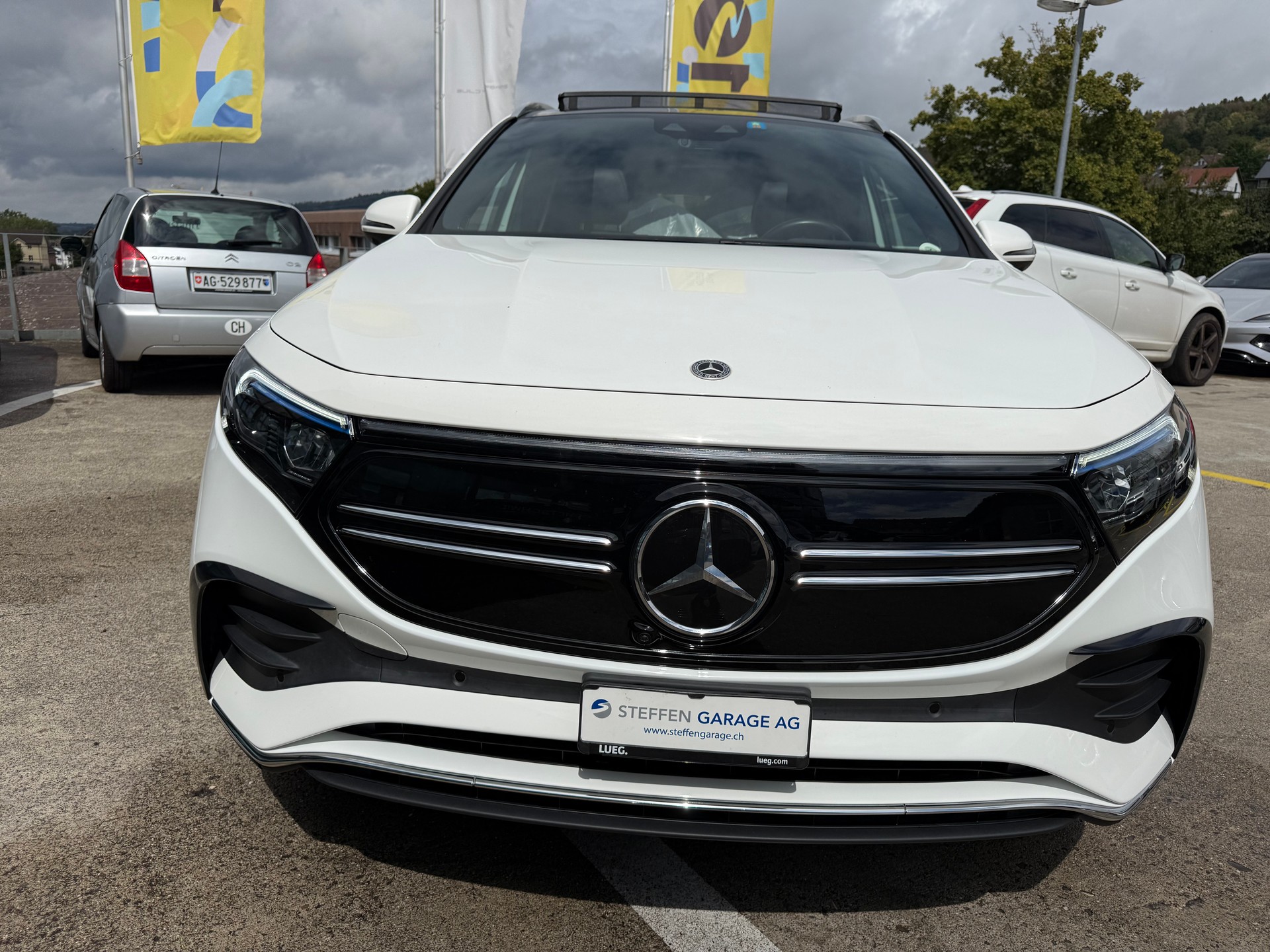 MERCEDES-BENZ EQA 250-showroom-element-2