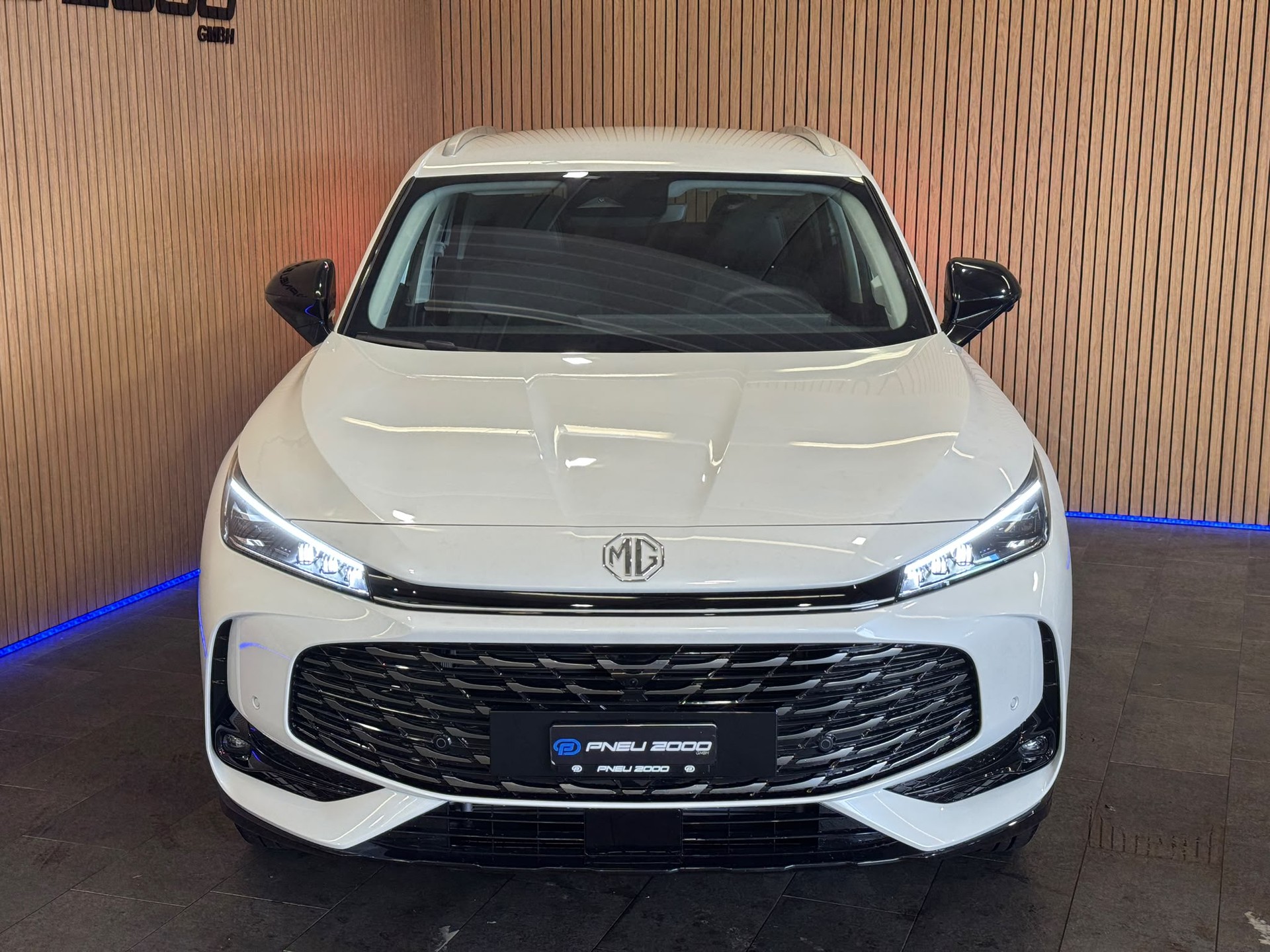 MG HS 1.5 Vollhybrid Luxury-showroom-element-1
